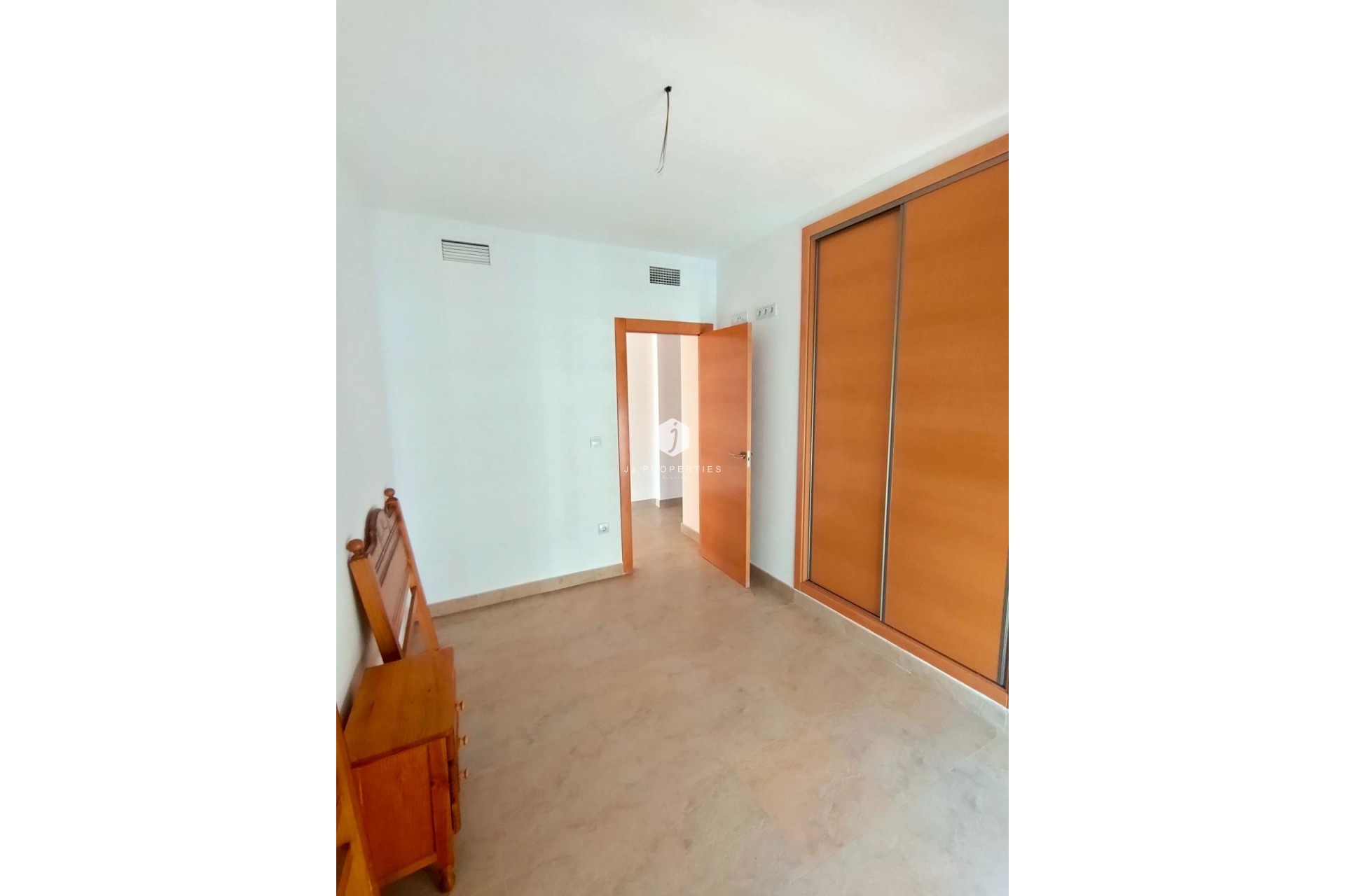 Segunda mano - Apartamento / piso -
Torrevieja - Estacion de autobuses