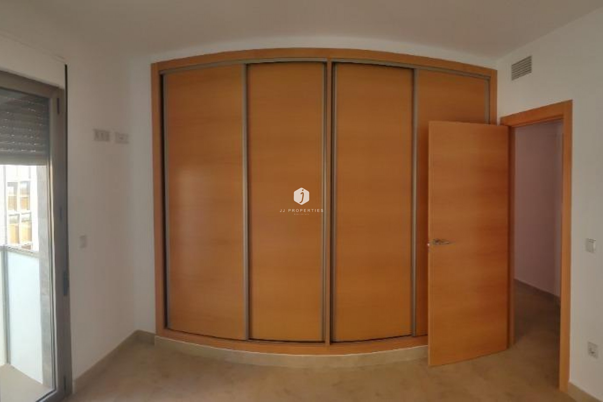 Segunda mano - Apartamento / piso -
Torrevieja - Estacion de autobuses