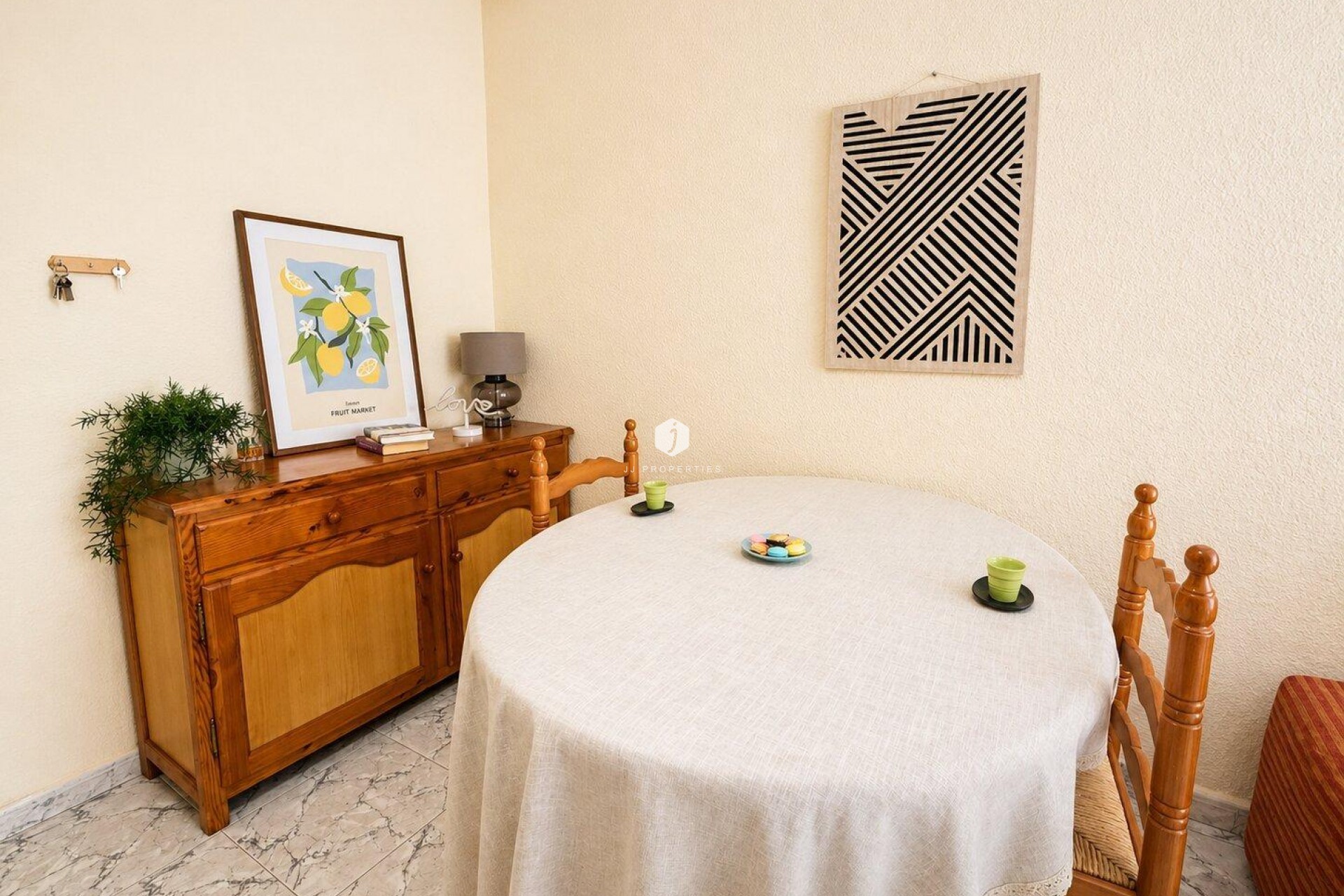 Segunda mano - Apartamento / piso -
Torrevieja - Habaneras