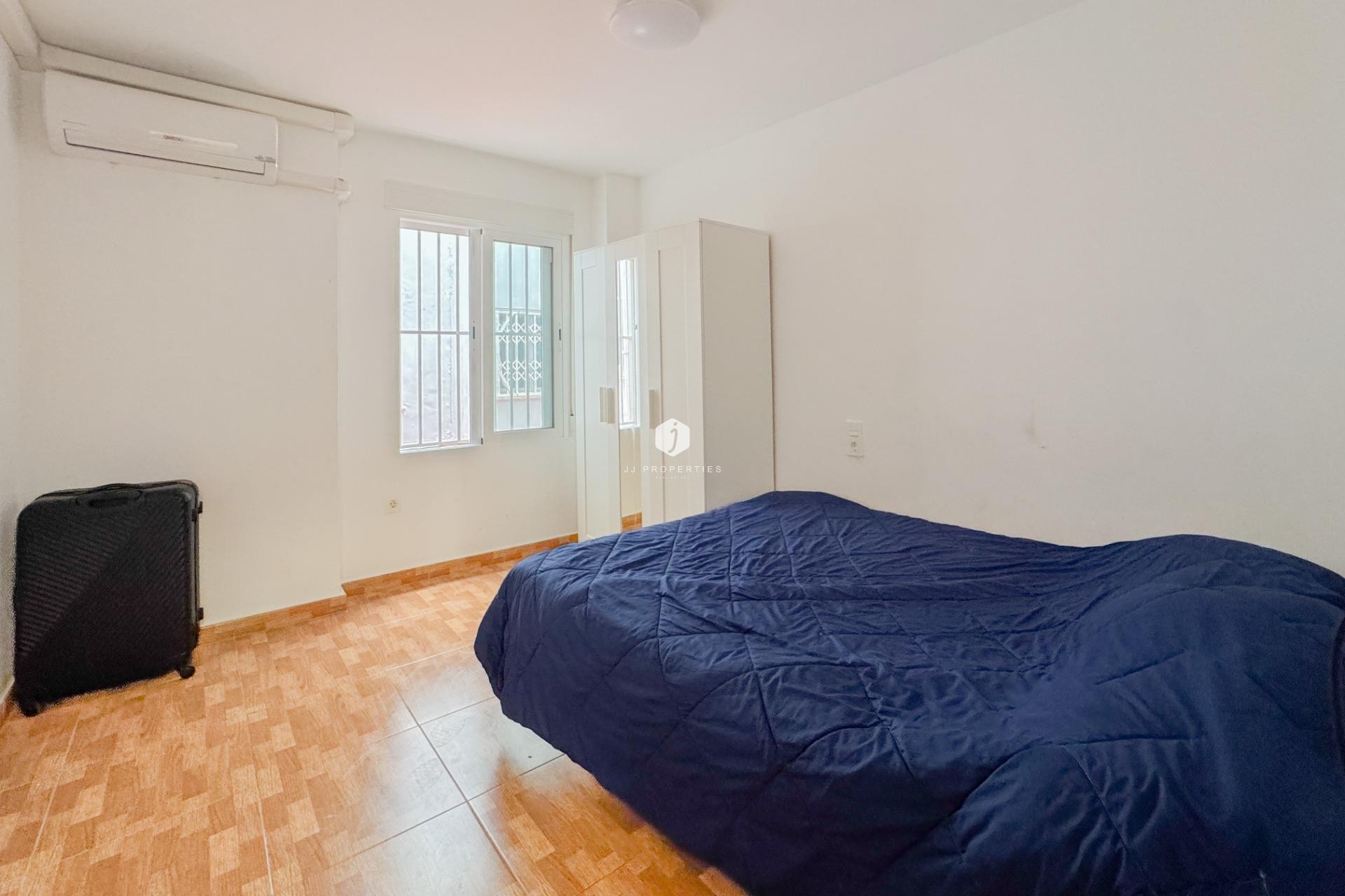 Segunda mano - Apartamento / piso -
Torrevieja - La Mata Pueblo