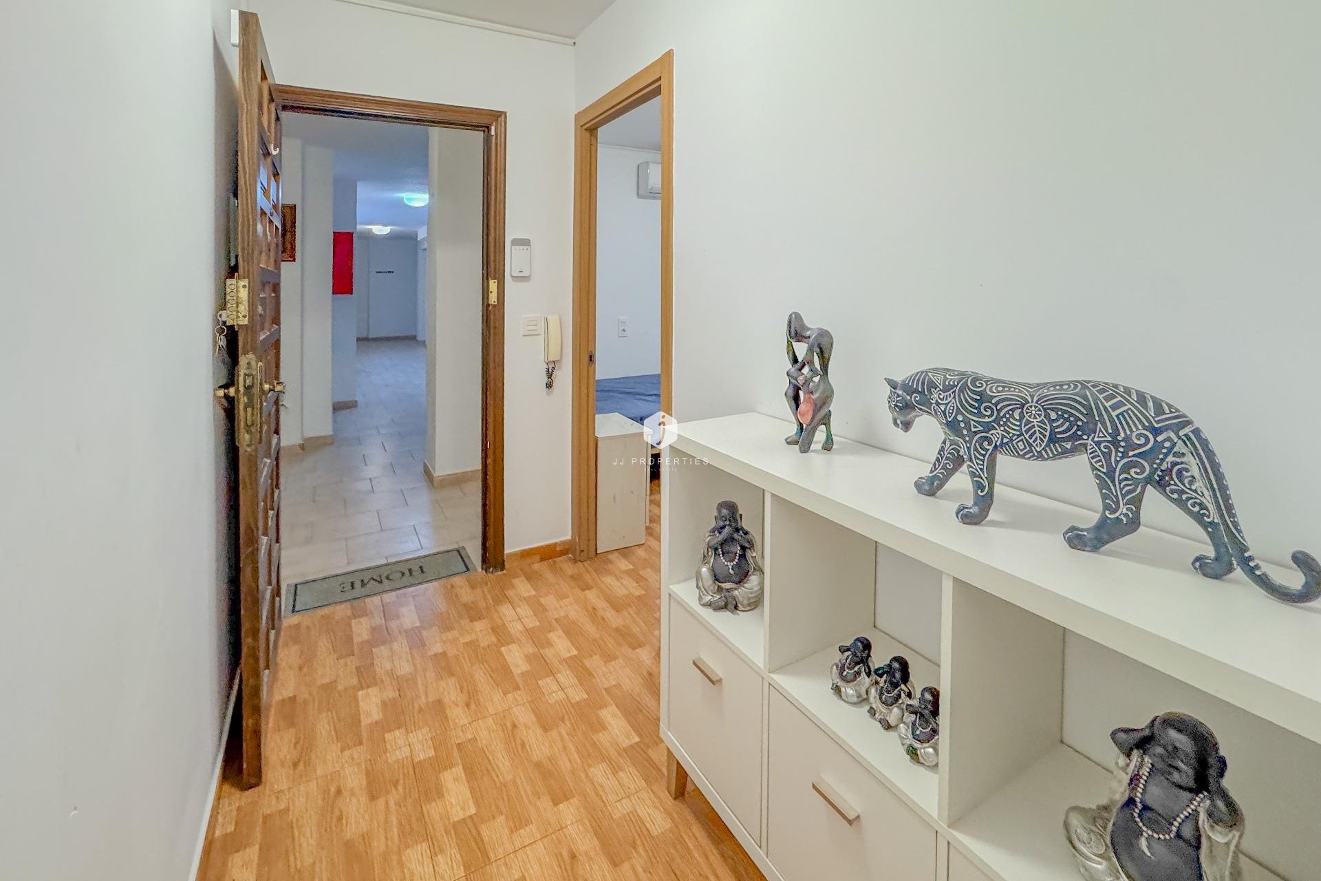 Segunda mano - Apartamento / piso -
Torrevieja - La Mata Pueblo