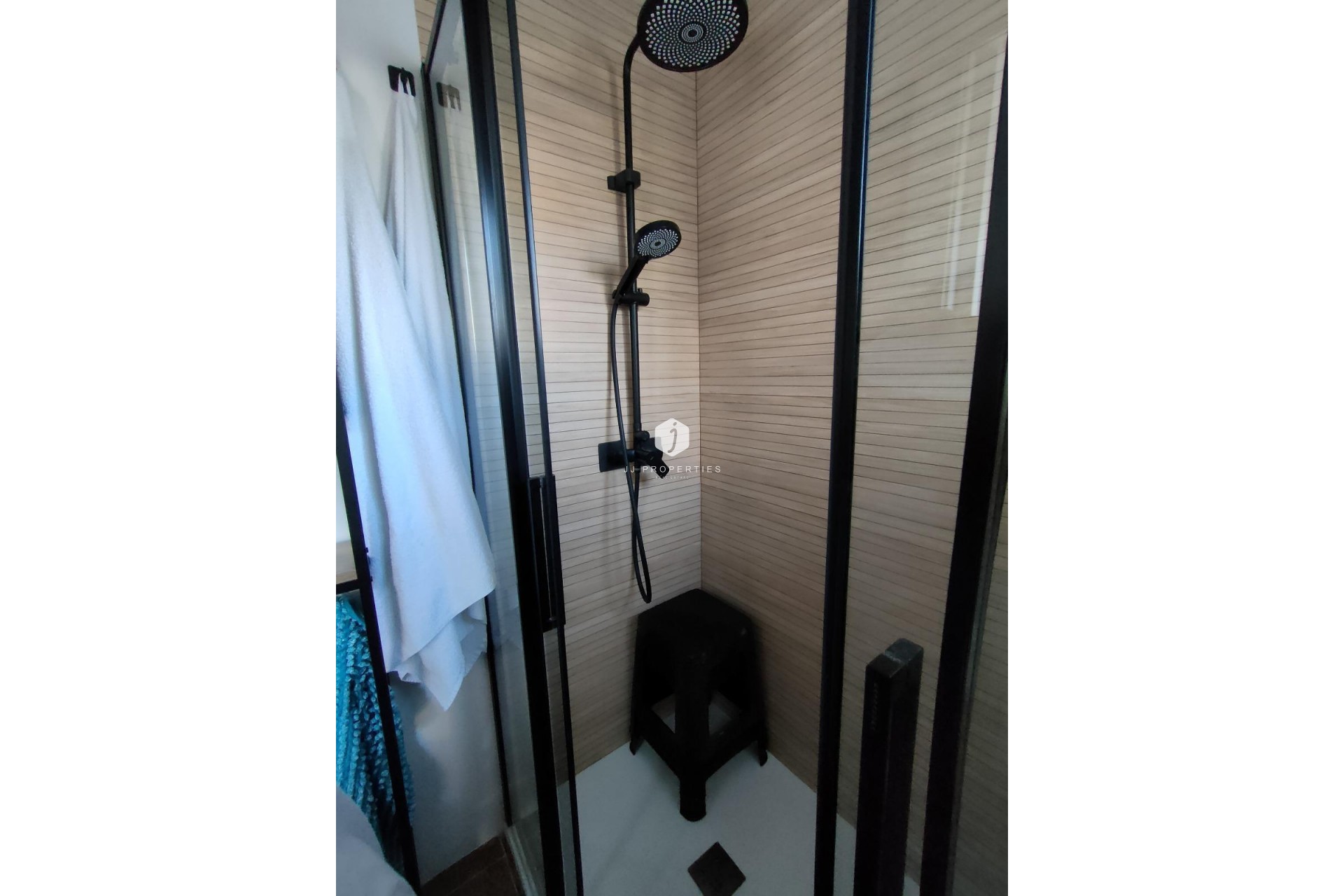 Segunda mano - Apartamento / piso -
Torrevieja - La Mata