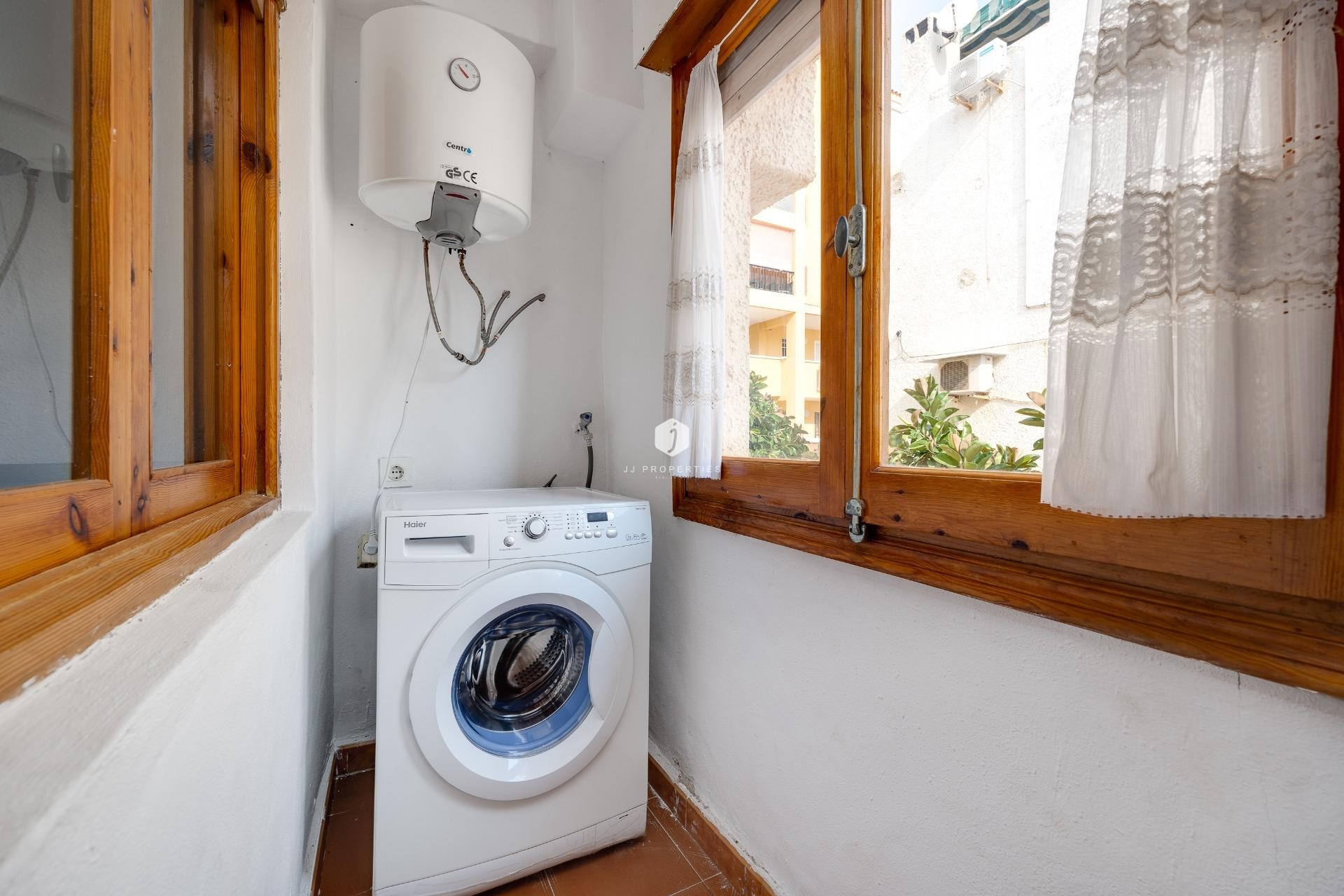 Segunda mano - Apartamento / piso -
Torrevieja - La Mata