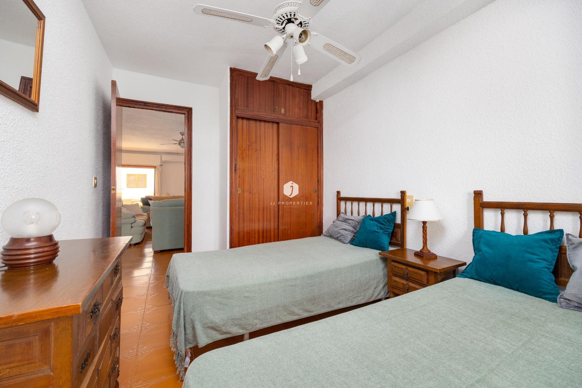 Segunda mano - Apartamento / piso -
Torrevieja - La Mata