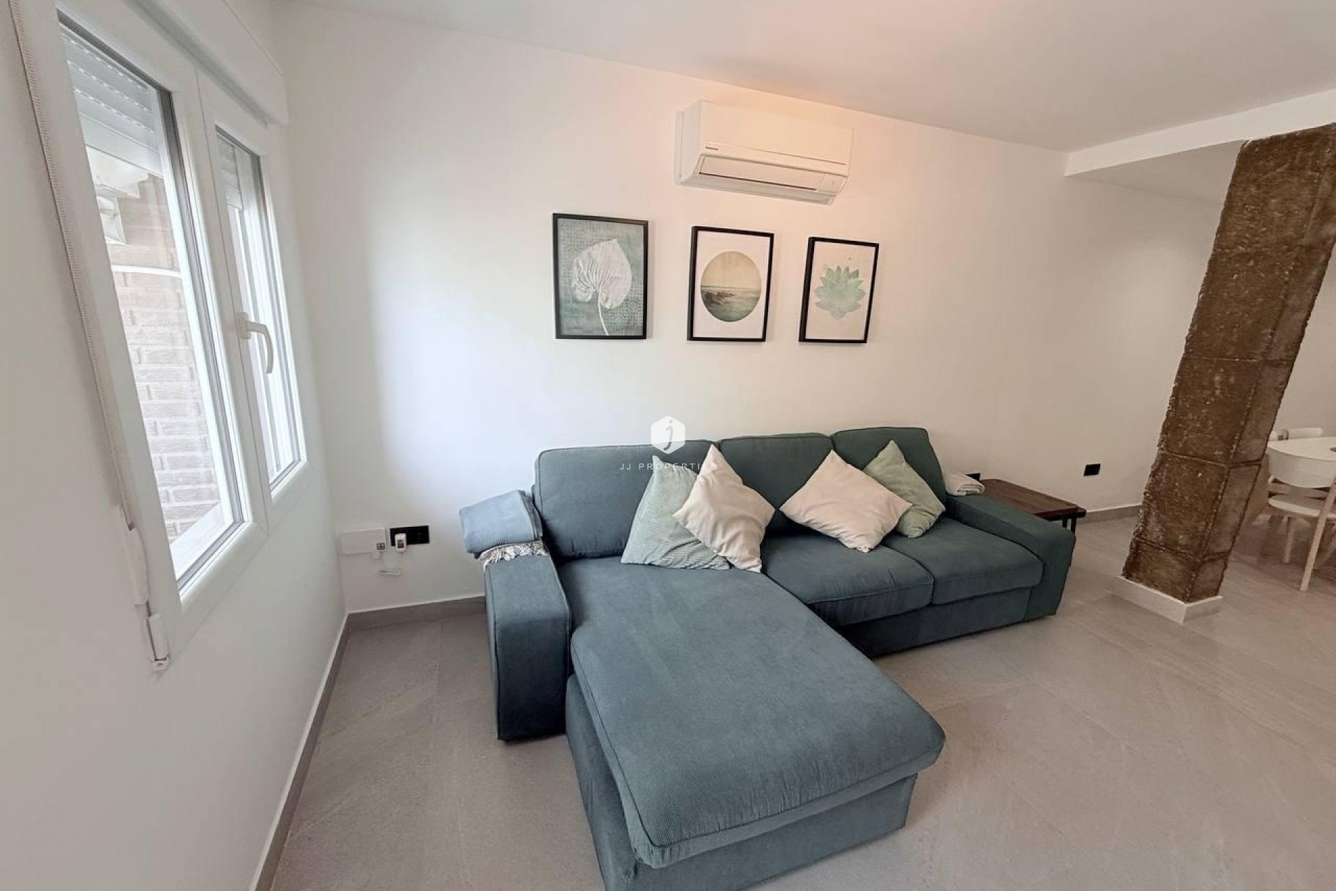 Segunda mano - Apartamento / piso -
Torrevieja - La Mata