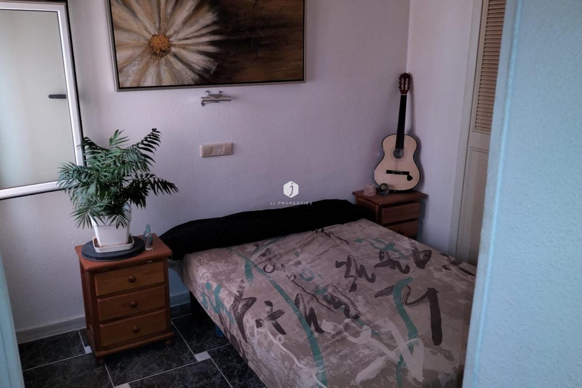 Segunda mano - Apartamento / piso -
Torrevieja - La Mata