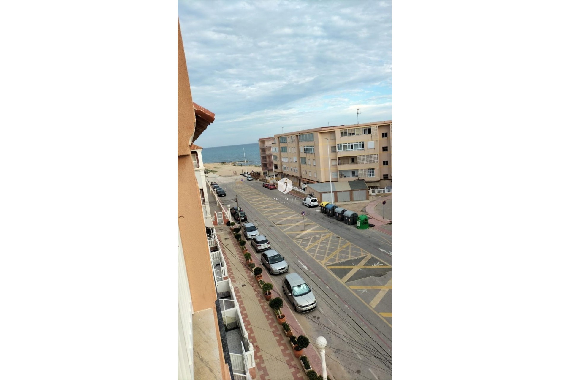 Segunda mano - Apartamento / piso -
Torrevieja - La Mata