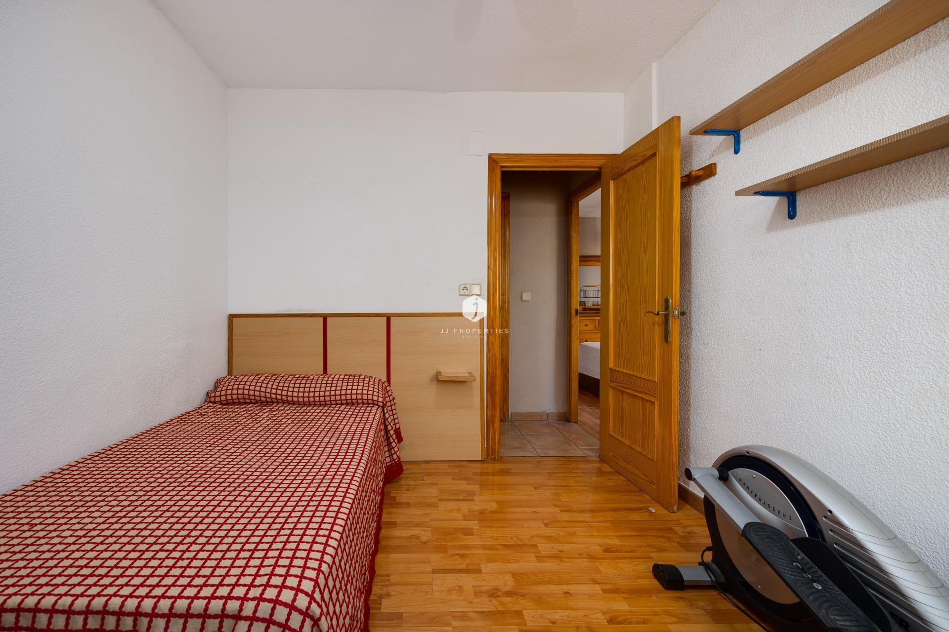 Segunda mano - Apartamento / piso -
Torrevieja - La Mata