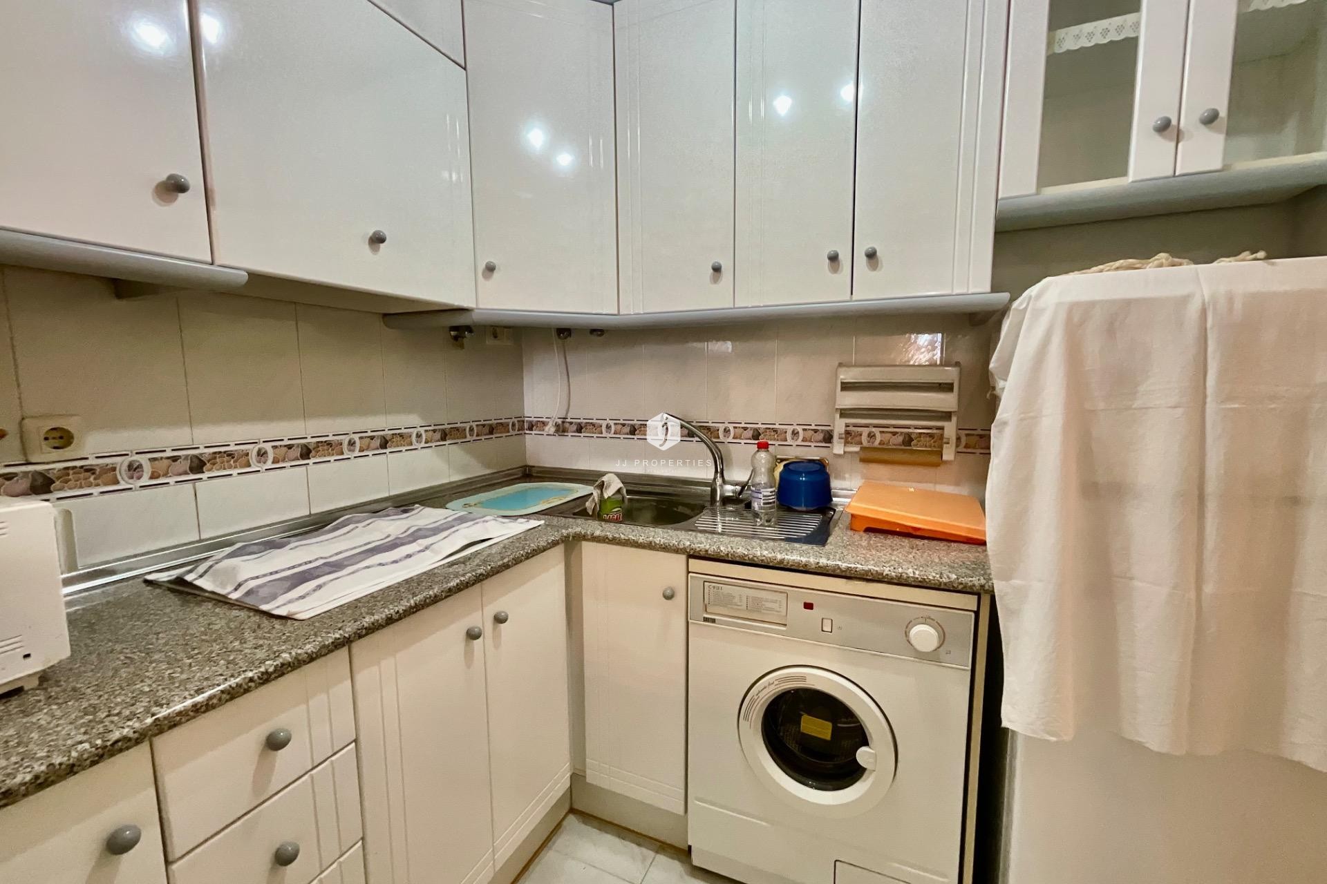 Segunda mano - Apartamento / piso -
Torrevieja - La Mata