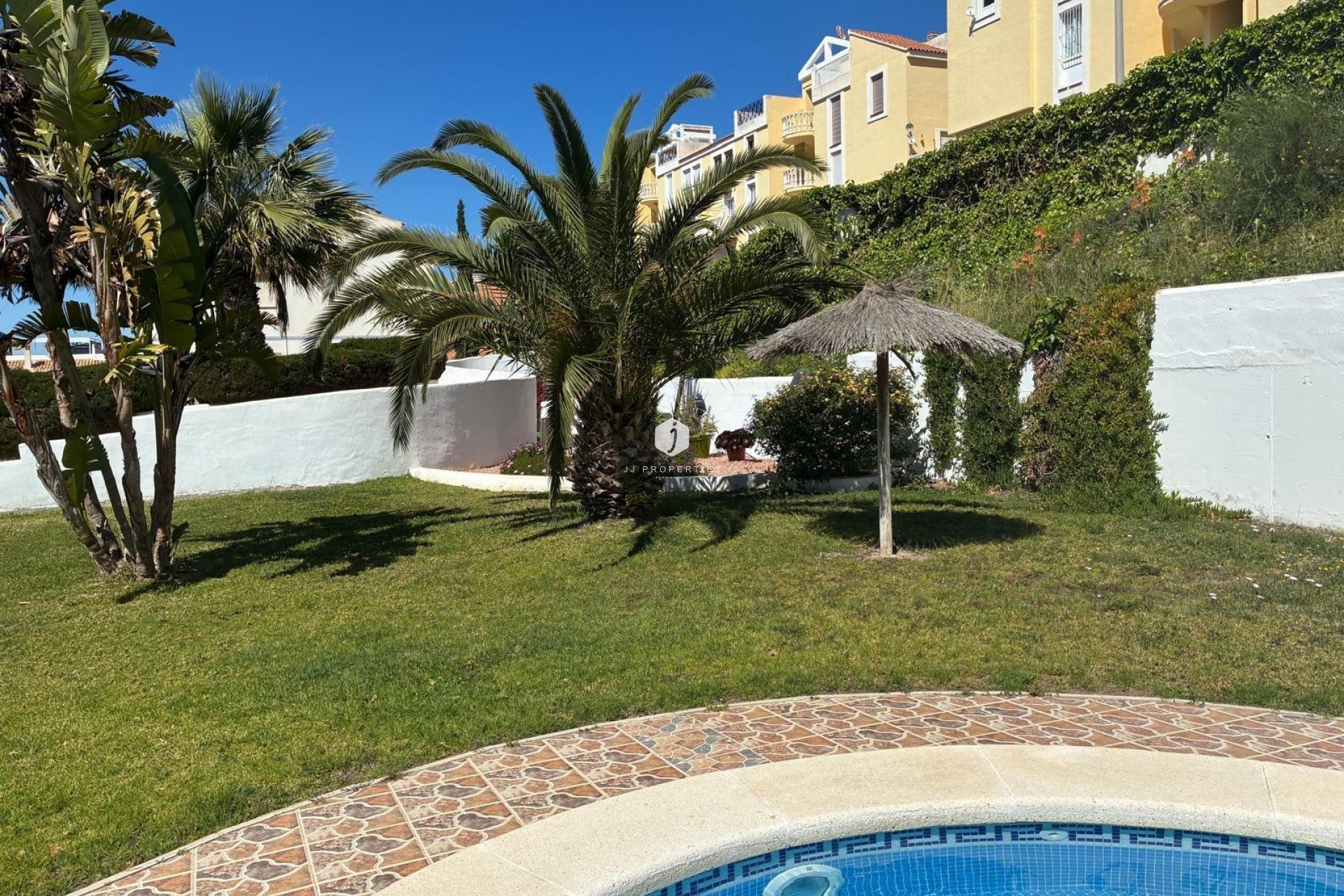 Segunda mano - Apartamento / piso -
Torrevieja - La Mata