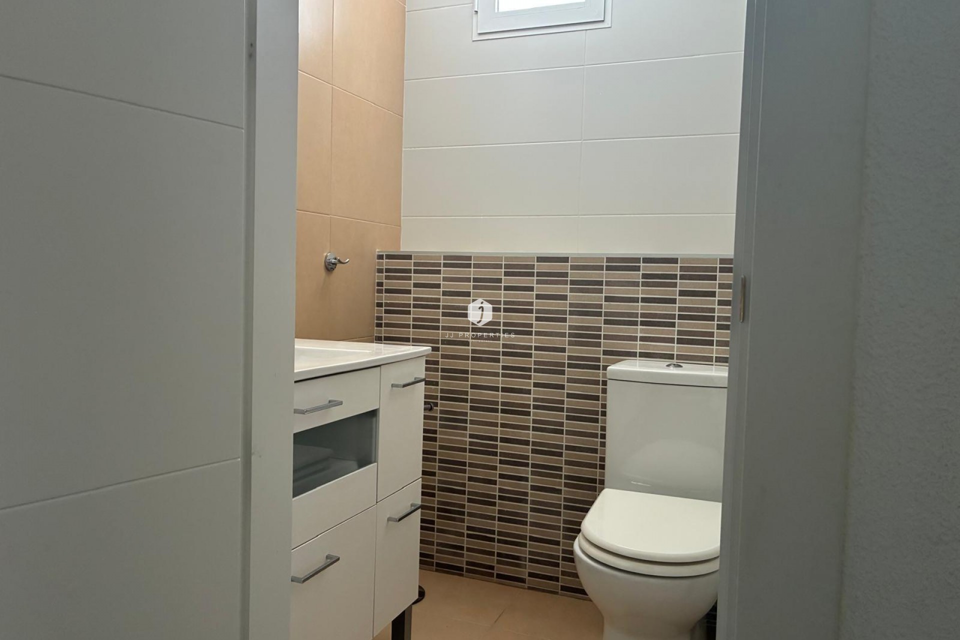 Segunda mano - Apartamento / piso -
Torrevieja - La Mata