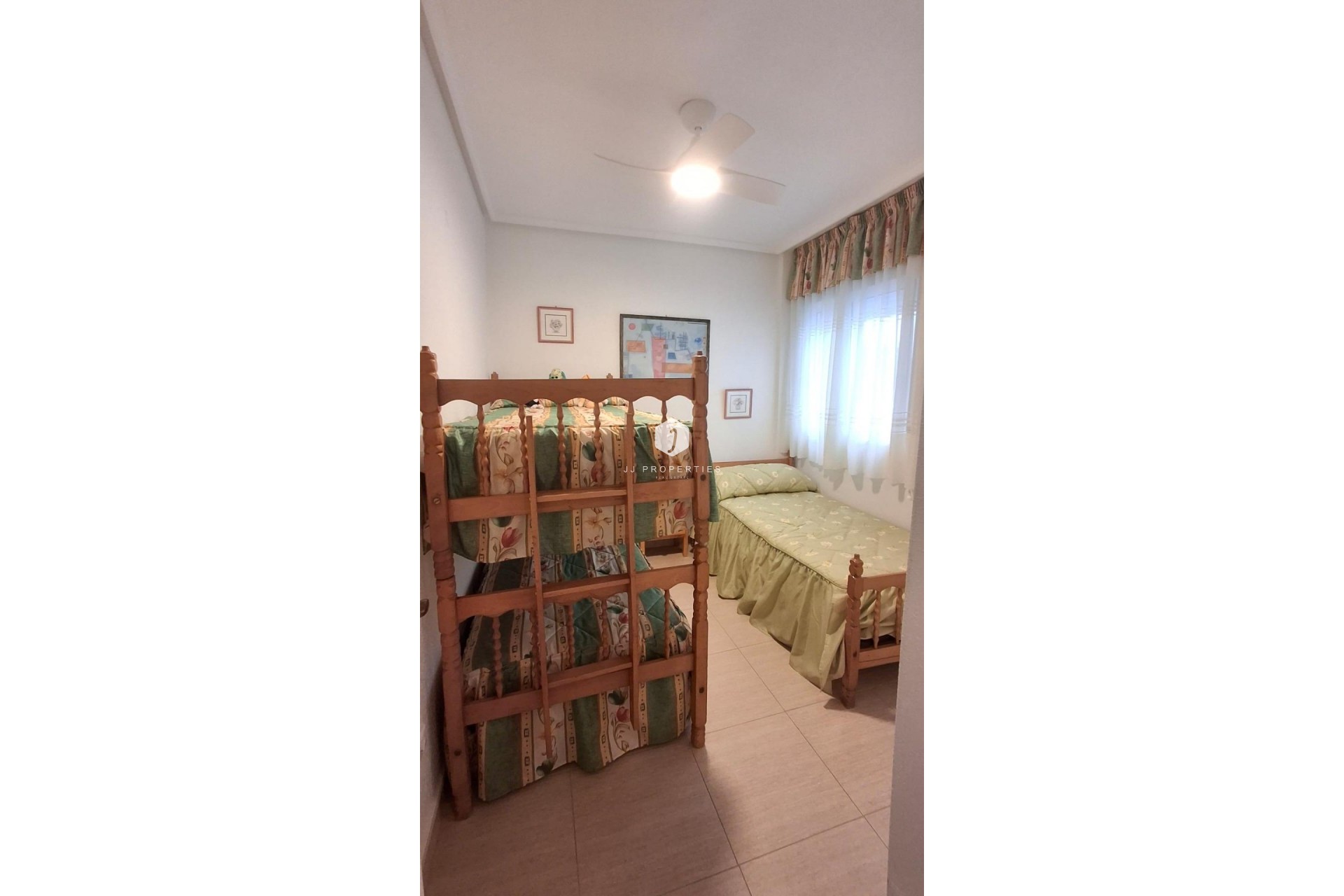 Segunda mano - Apartamento / piso -
Torrevieja - La Mata