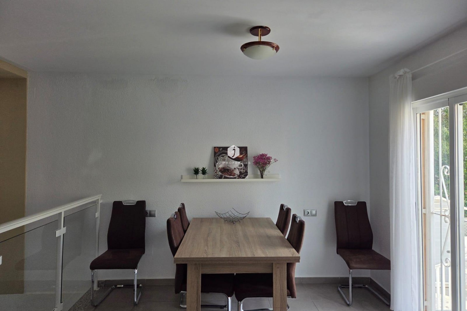 Segunda mano - Apartamento / piso -
Torrevieja - La Mata