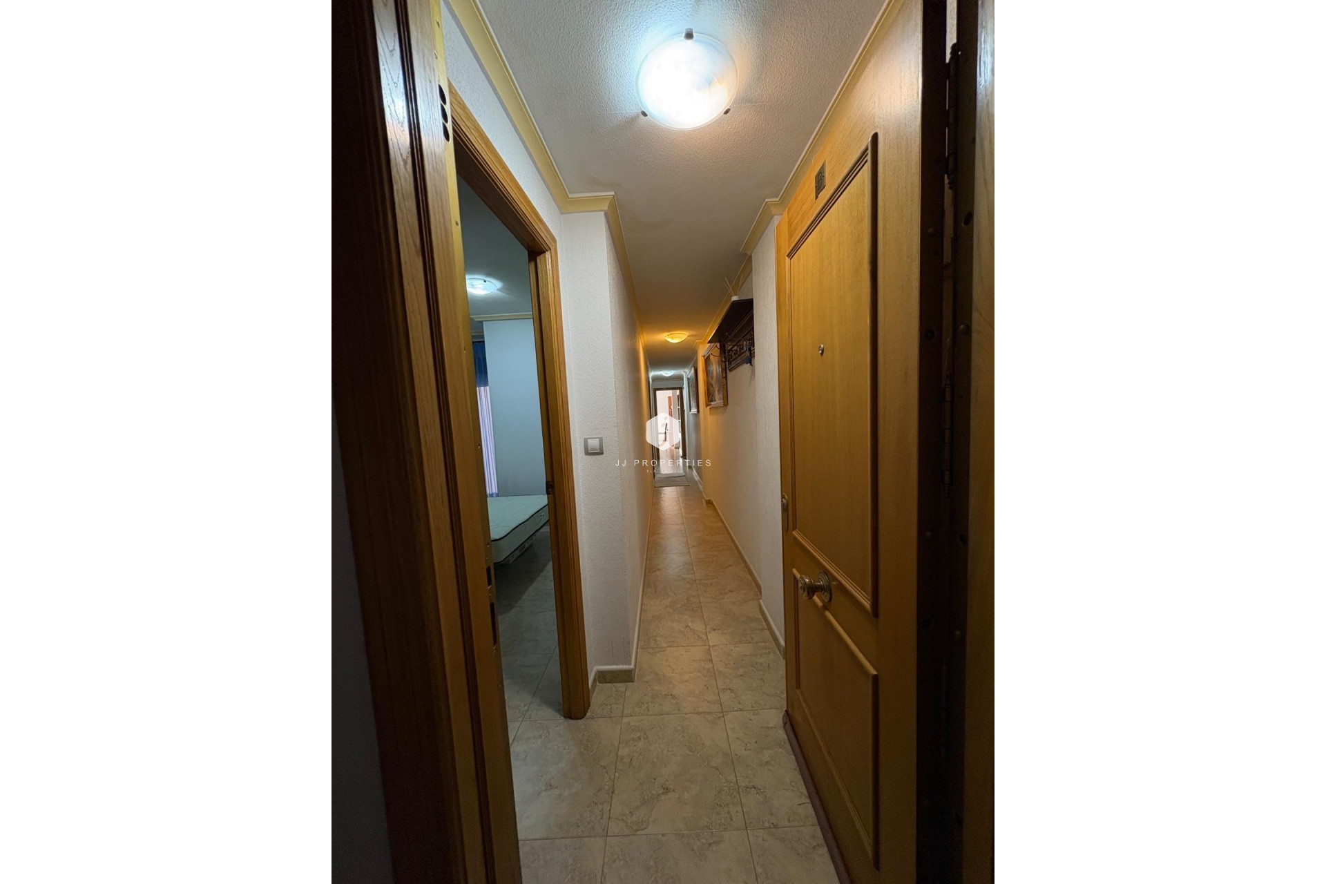 Segunda mano - Apartamento / piso -
Torrevieja - La Mata