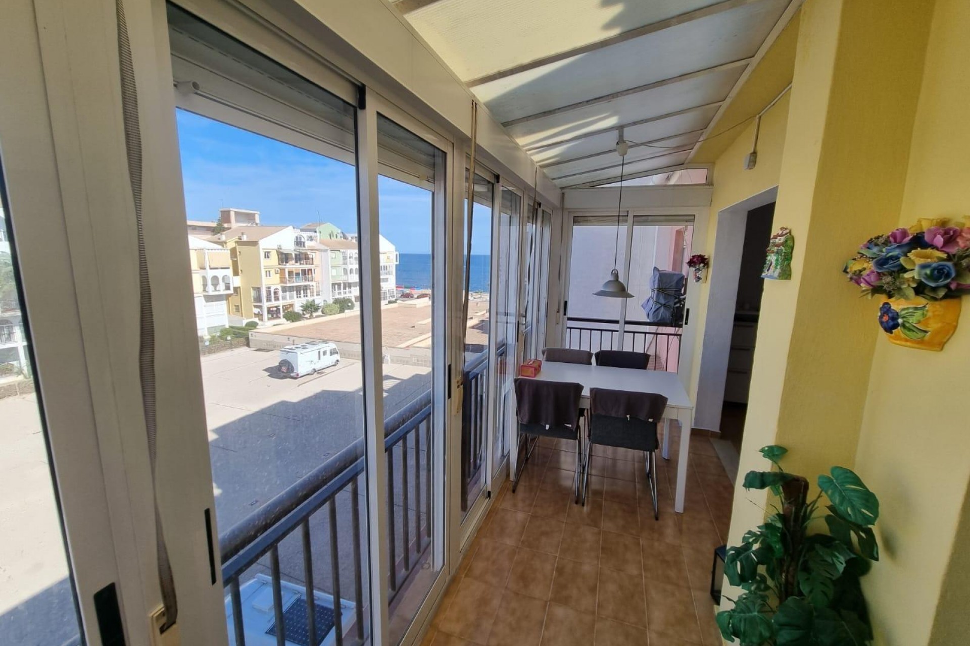 Segunda mano - Apartamento / piso -
Torrevieja - La veleta