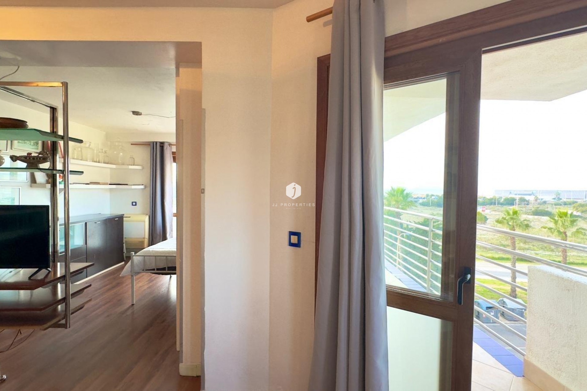 Segunda mano - Apartamento / piso -
Torrevieja - La veleta