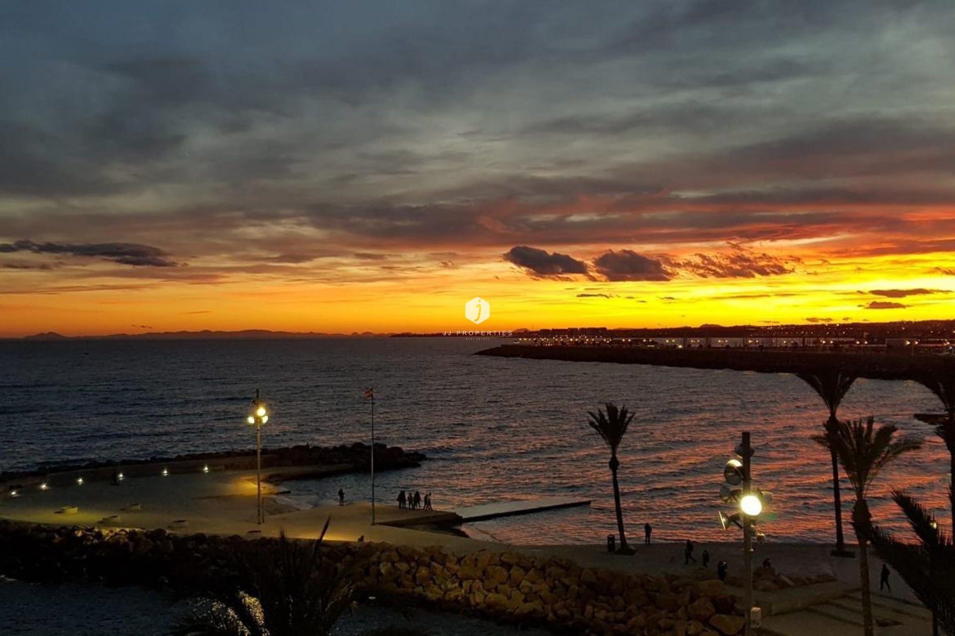 Segunda mano - Apartamento / piso -
Torrevieja - Las Piscinas Naturales