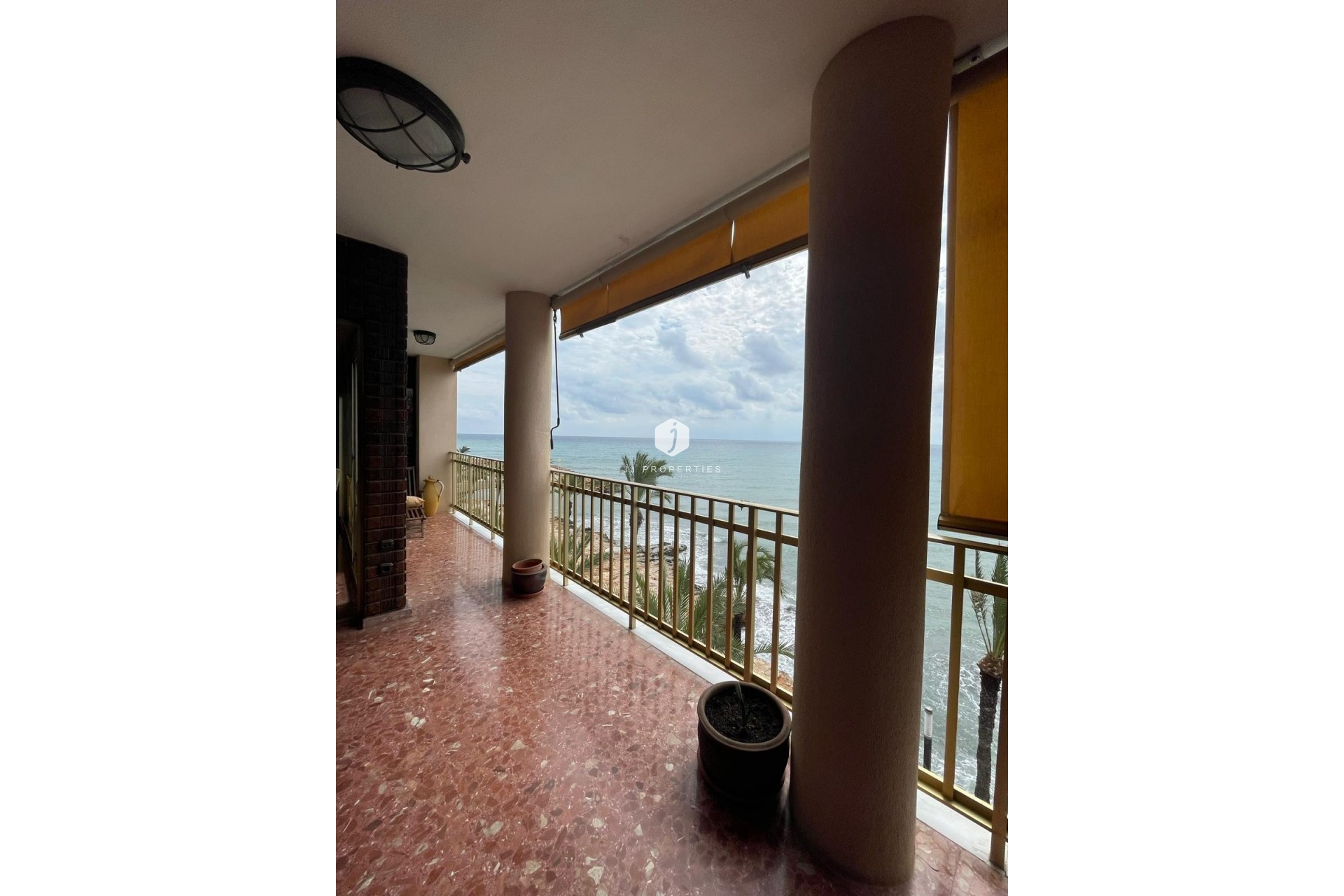 Segunda mano - Apartamento / piso -
Torrevieja - Las Piscinas Naturales