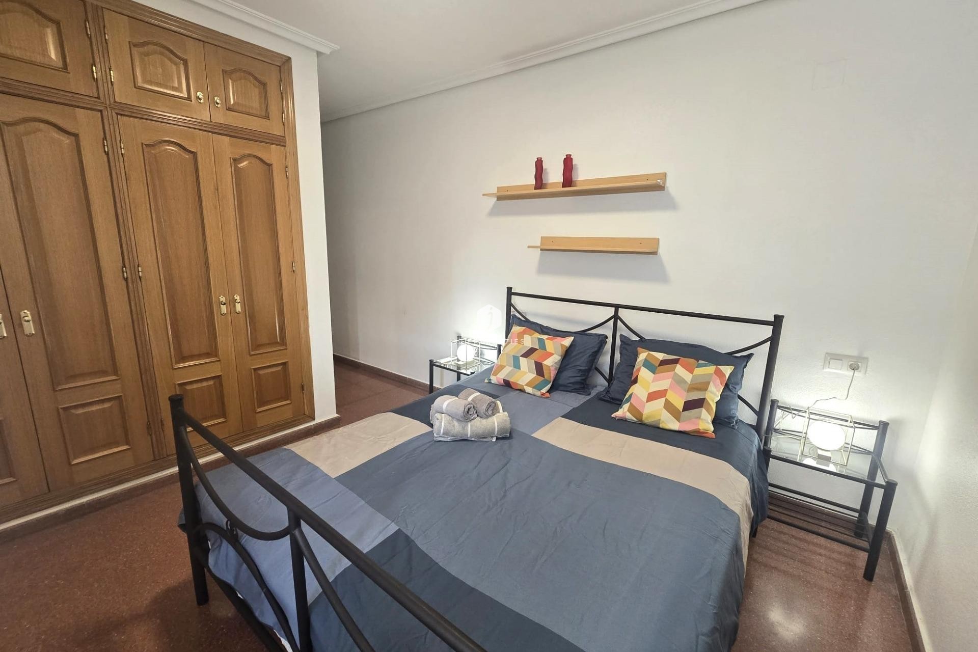 Segunda mano - Apartamento / piso -
Torrevieja - Las Piscinas Naturales