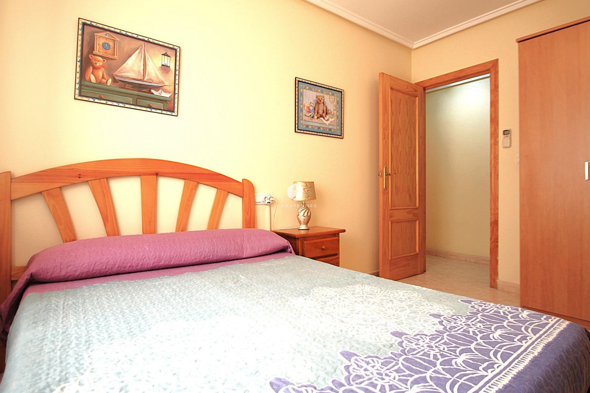 Segunda mano - Apartamento / piso -
Torrevieja - Las Piscinas Naturales