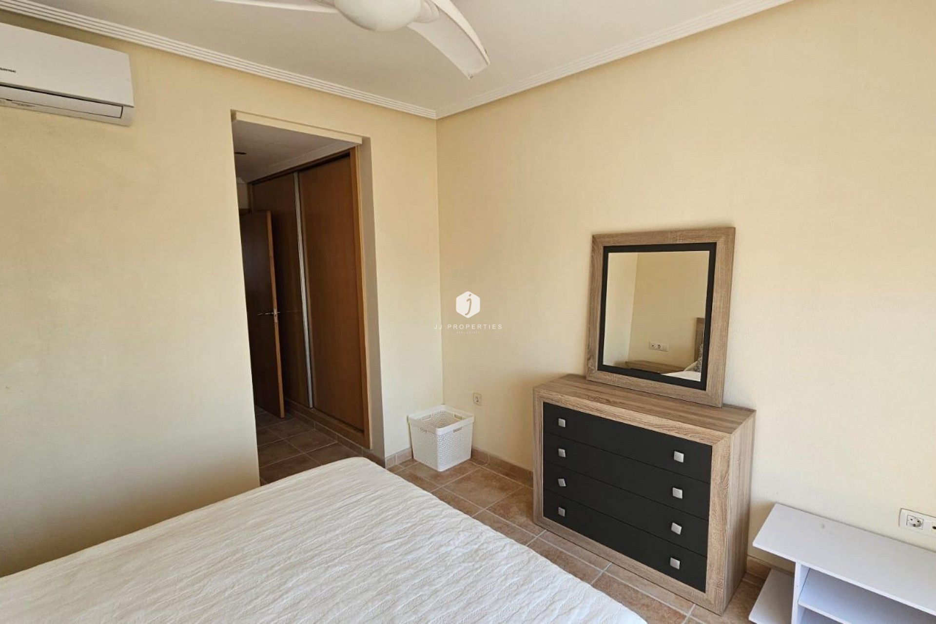 Segunda mano - Apartamento / piso -
Torrevieja - Los Balcones - Los Altos del Edén
