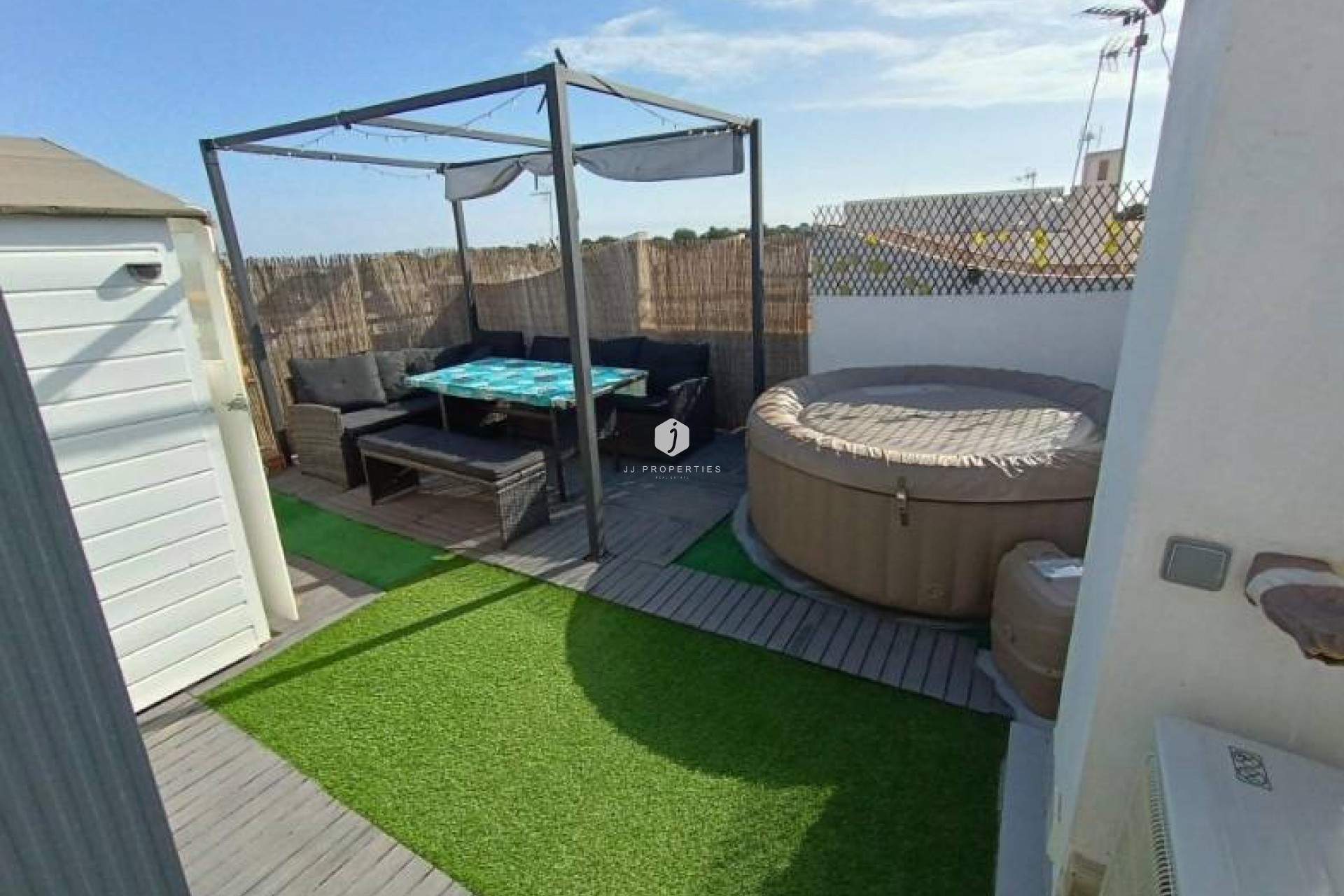 Segunda mano - Apartamento / piso -
Torrevieja - Los Balcones