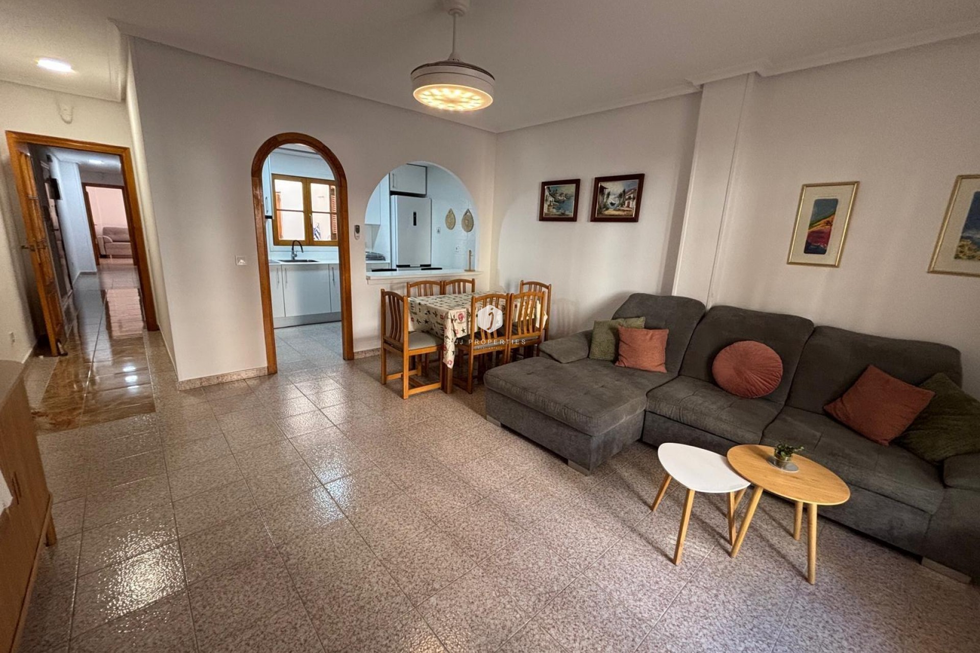 Segunda mano - Apartamento / piso -
Torrevieja - Los Frutales