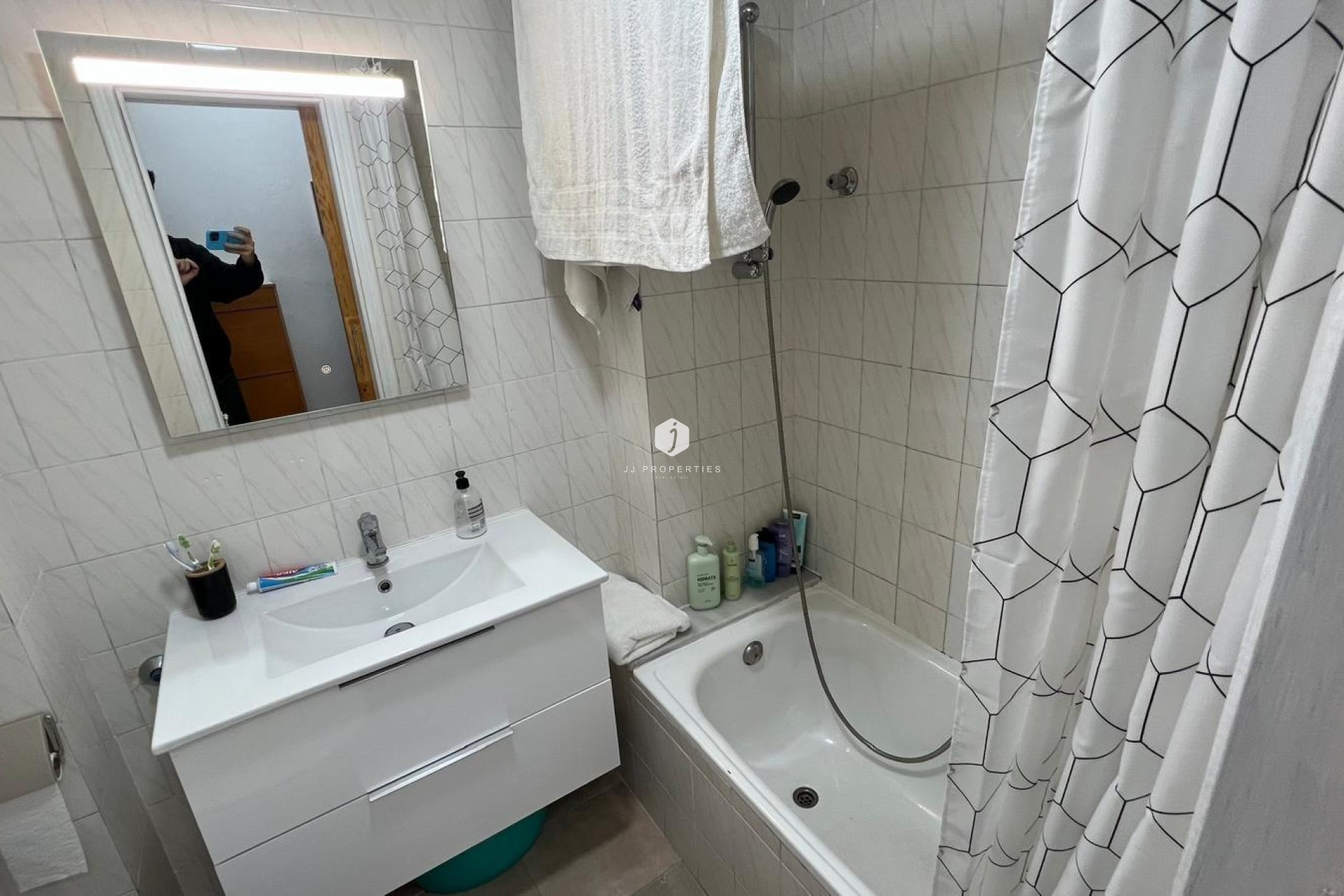Segunda mano - Apartamento / piso -
Torrevieja - Los Frutales