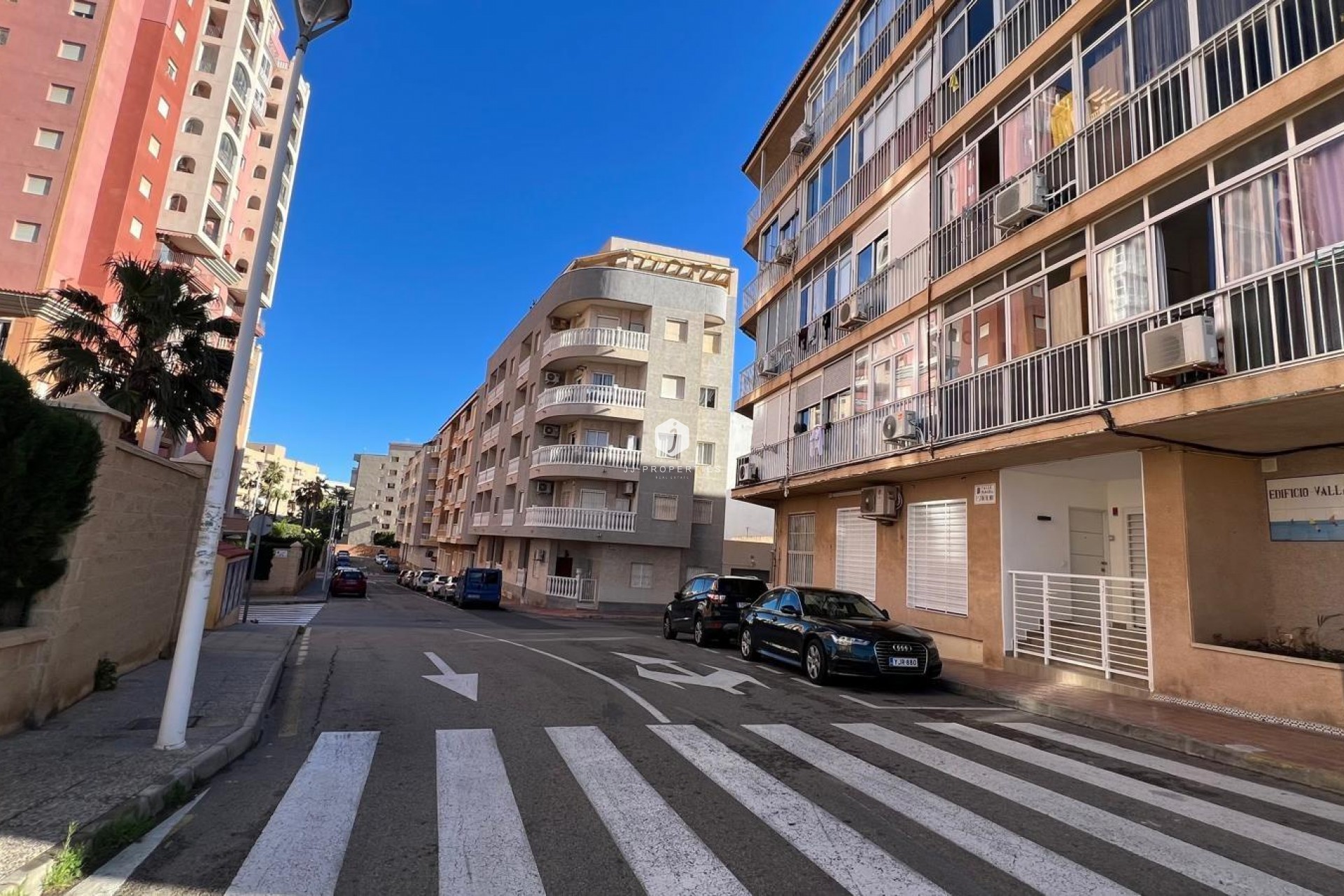 Segunda mano - Apartamento / piso -
Torrevieja - Los Frutales