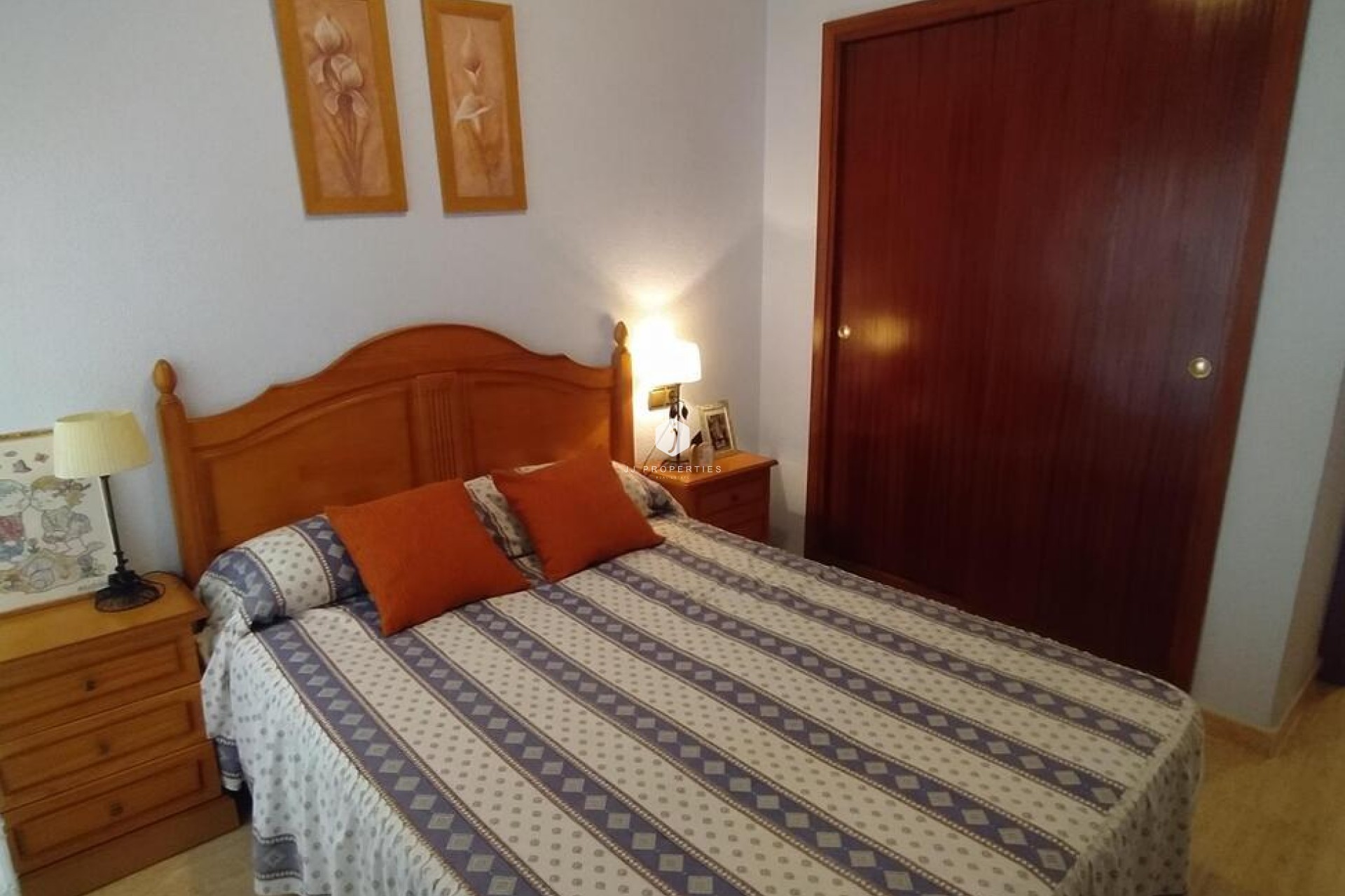 Segunda mano - Apartamento / piso -
Torrevieja - Los Locos