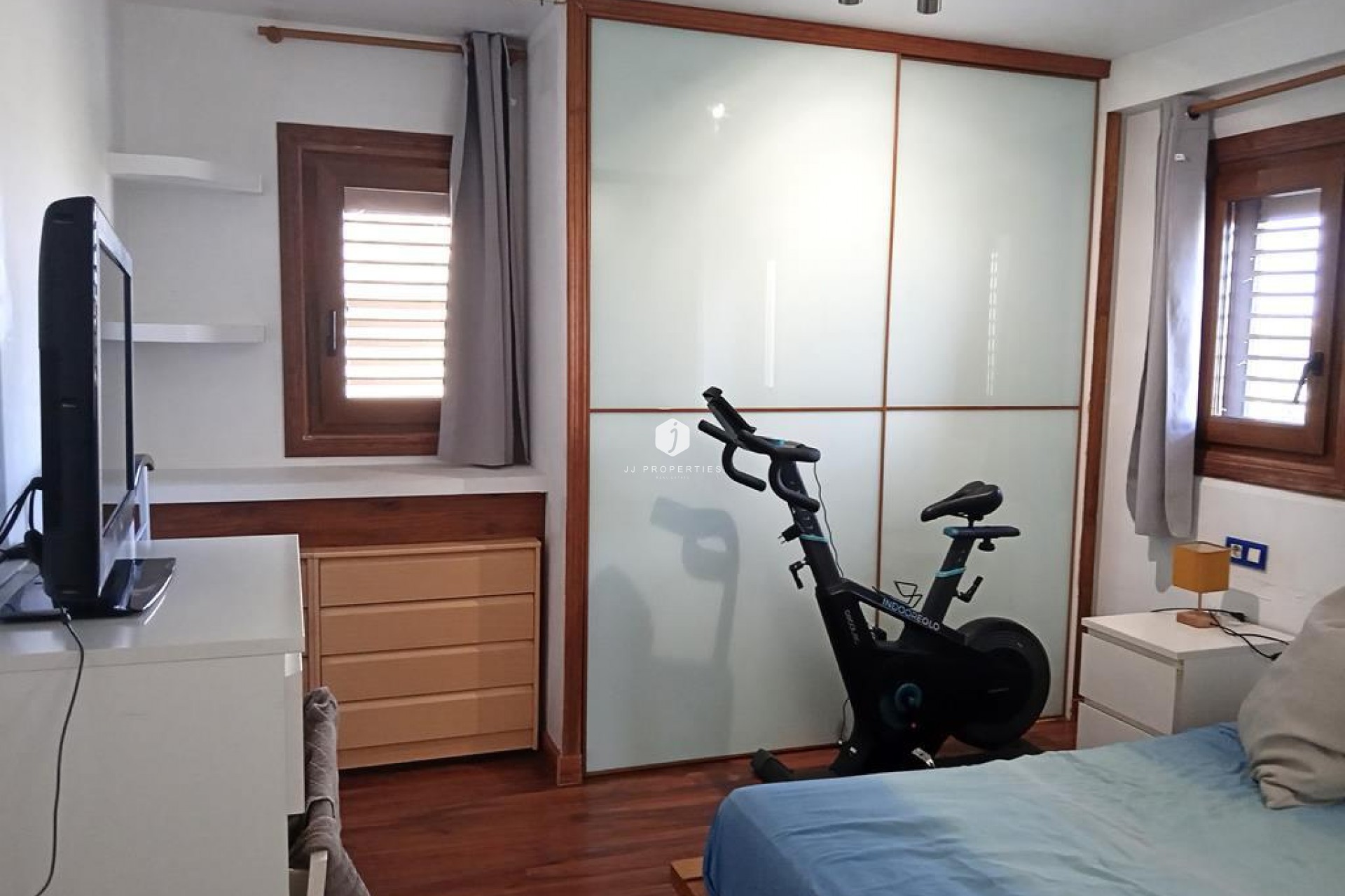 Segunda mano - Apartamento / piso -
Torrevieja - MAR AZUL LA VELETA