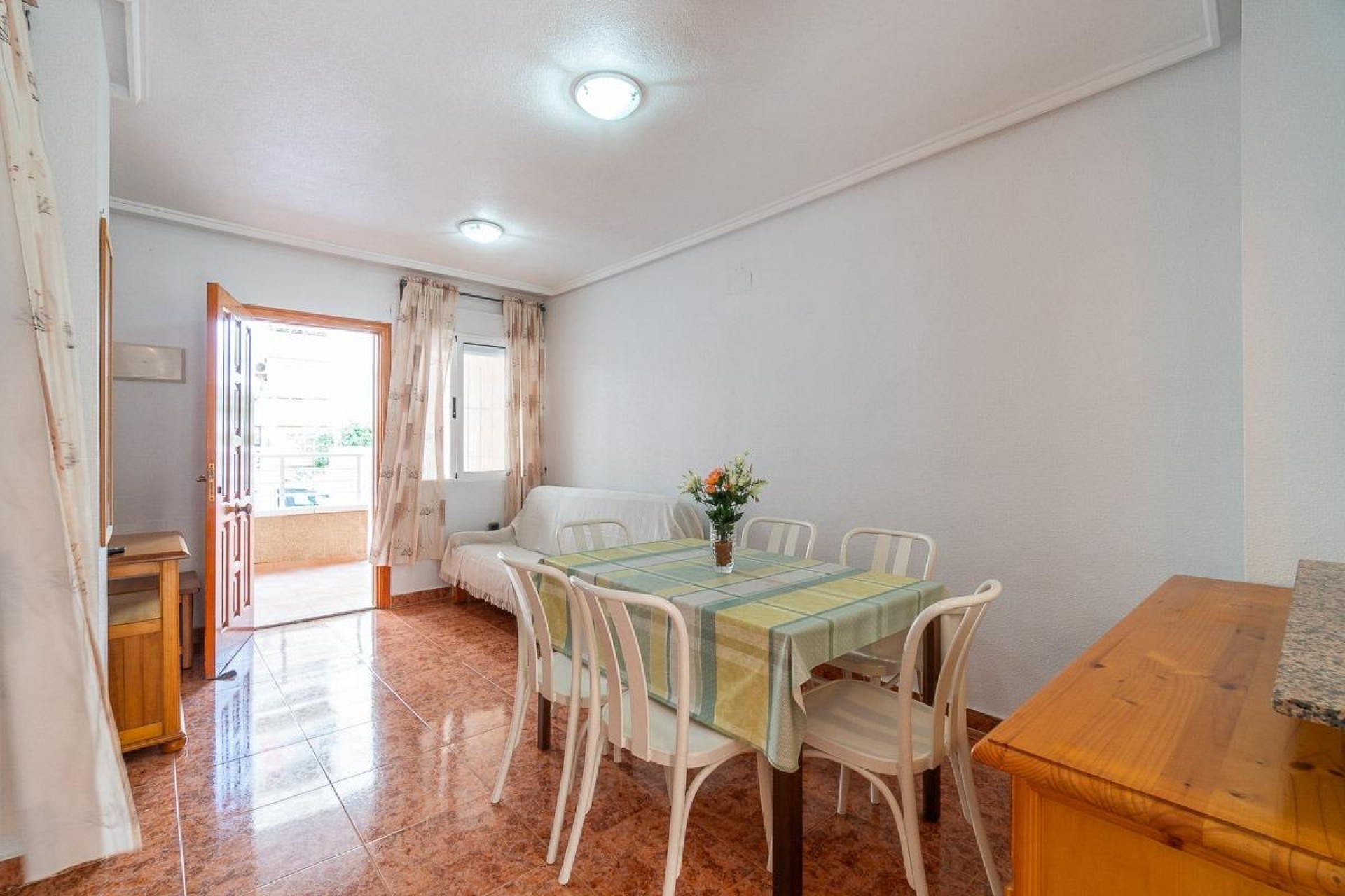 Segunda mano - Apartamento / piso -
Torrevieja - Nueva Torrevieja