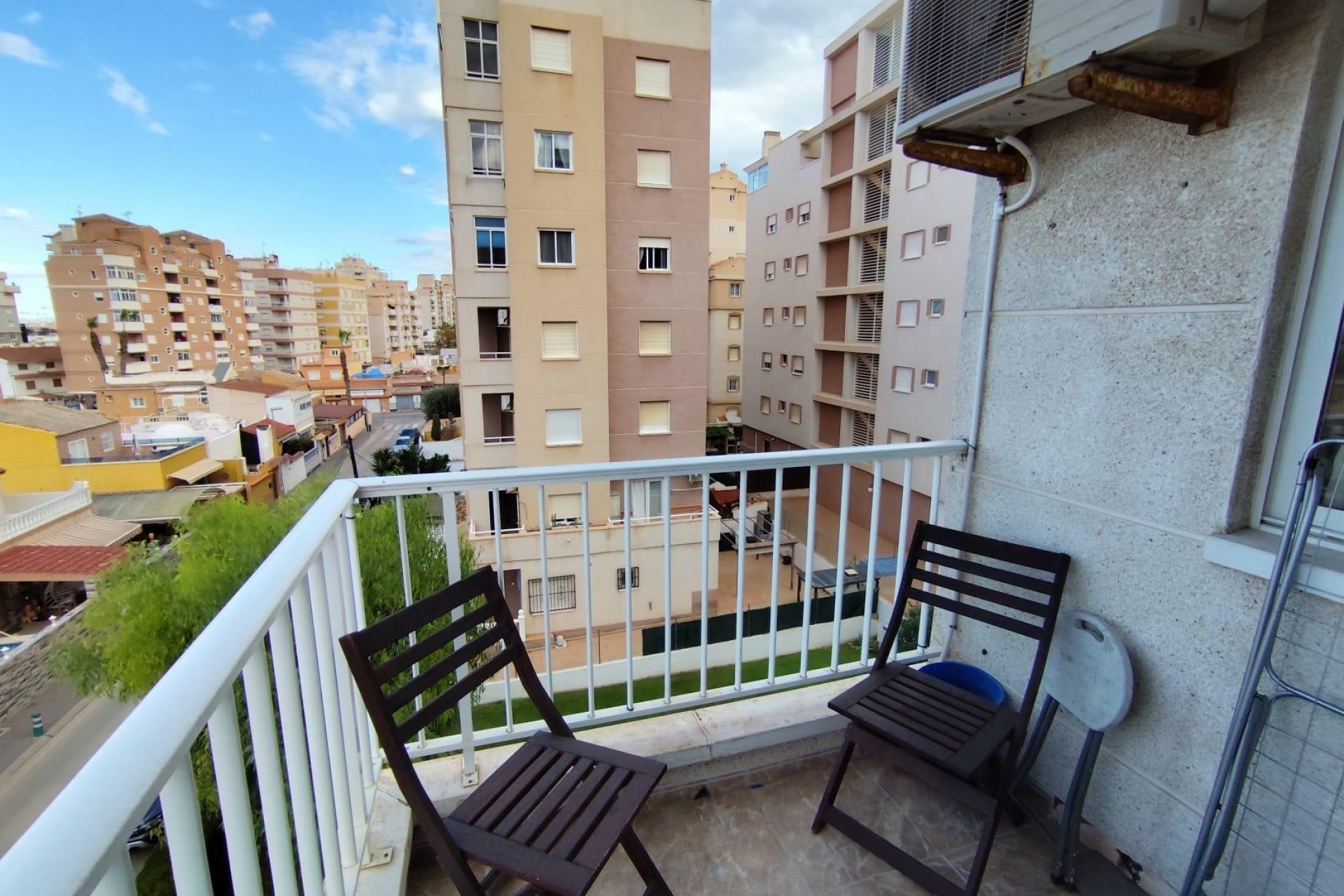 Segunda mano - Apartamento / piso -
Torrevieja - Nueva Torrevieja