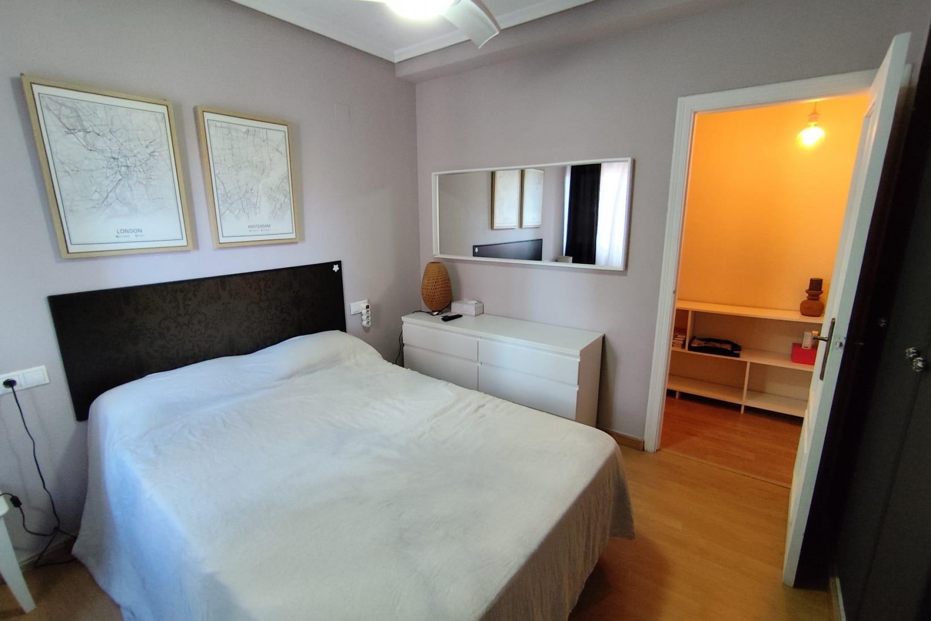 Segunda mano - Apartamento / piso -
Torrevieja - Nueva Torrevieja