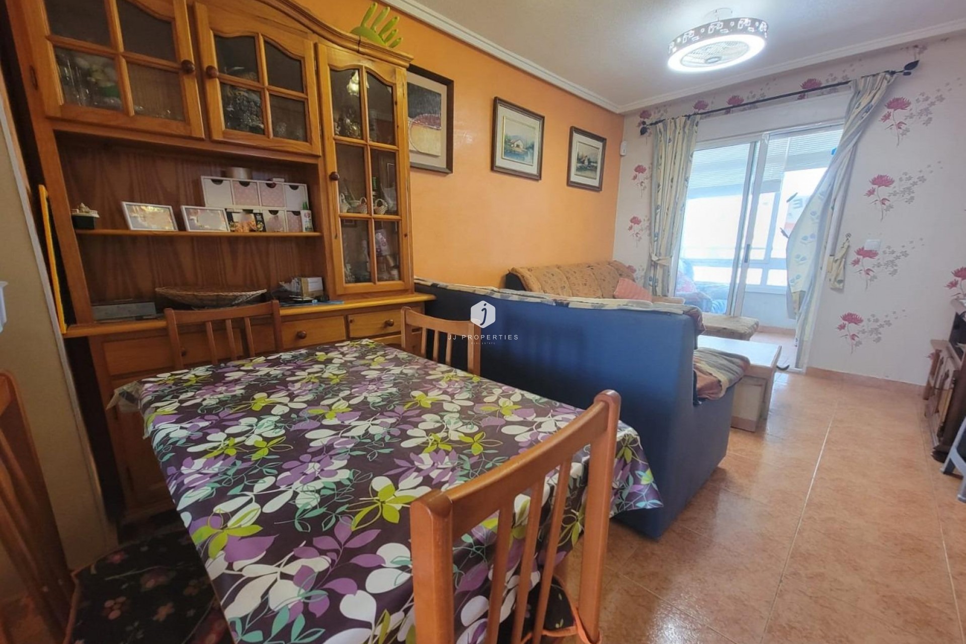 Segunda mano - Apartamento / piso -
Torrevieja - Nueva Torrevieja