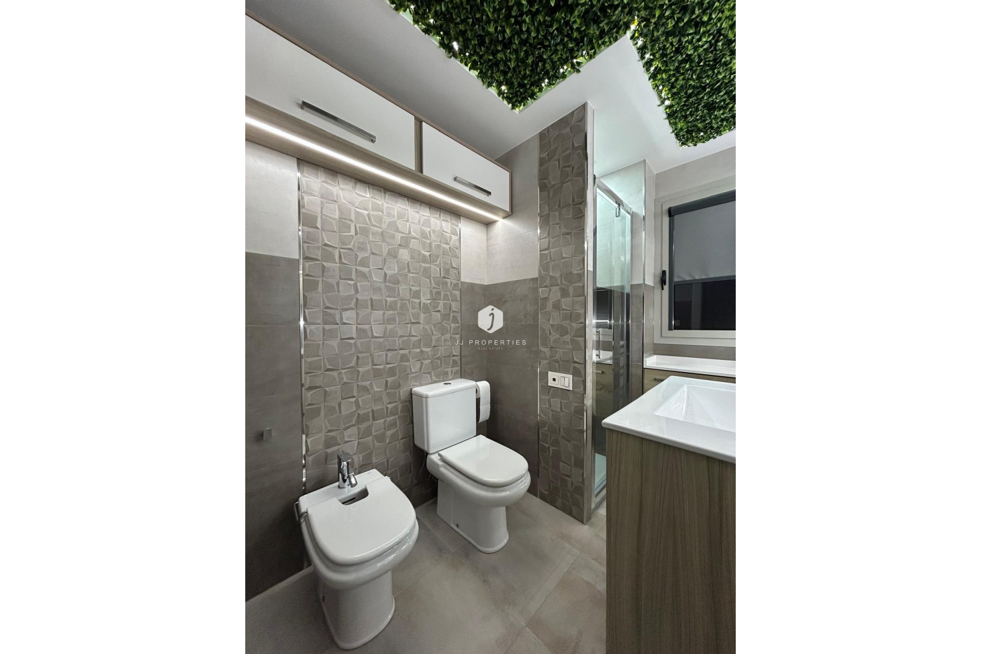 Segunda mano - Apartamento / piso -
Torrevieja - Nueva Torrevieja