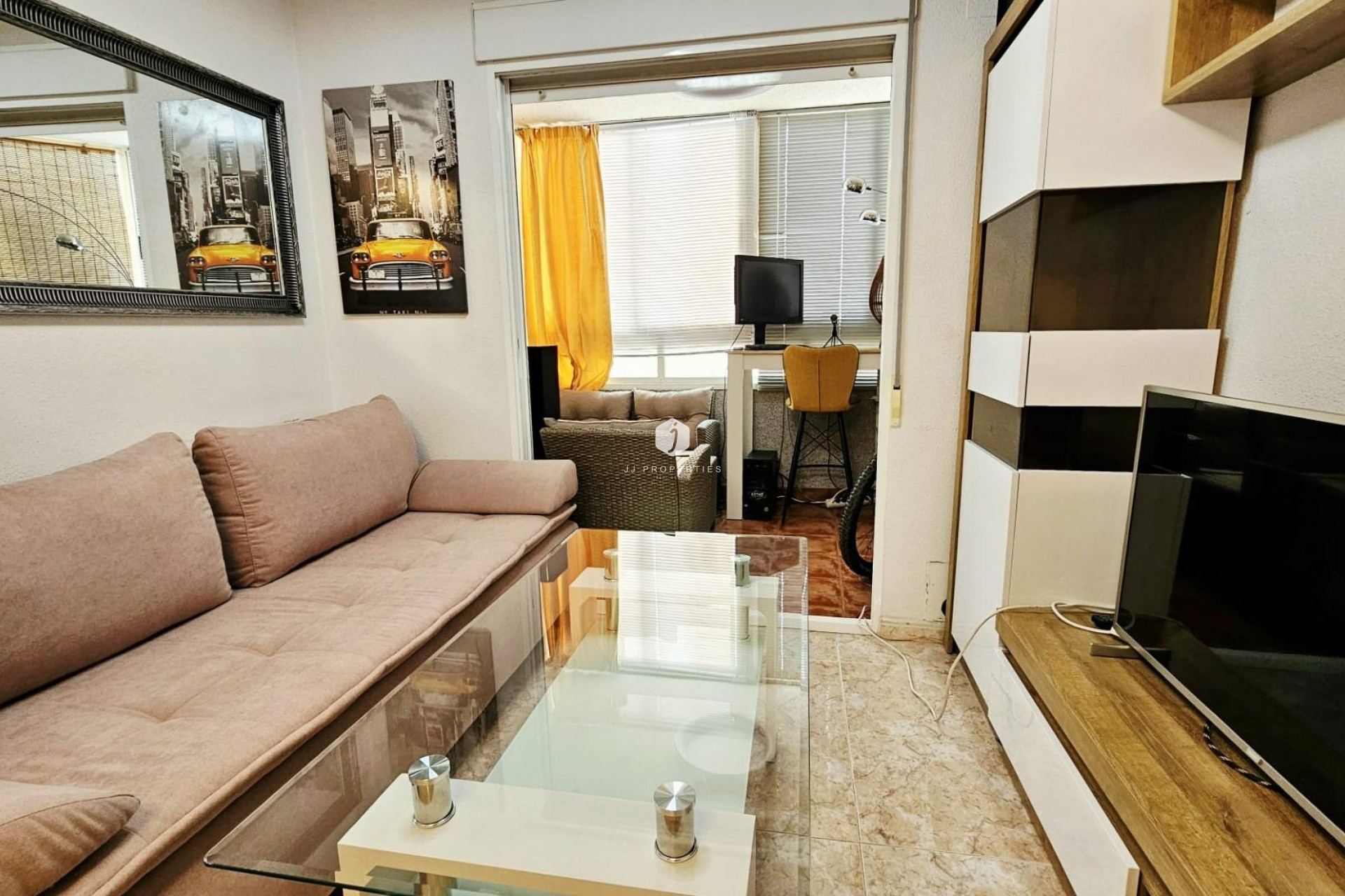 Segunda mano - Apartamento / piso -
Torrevieja - Nueva Torrevieja