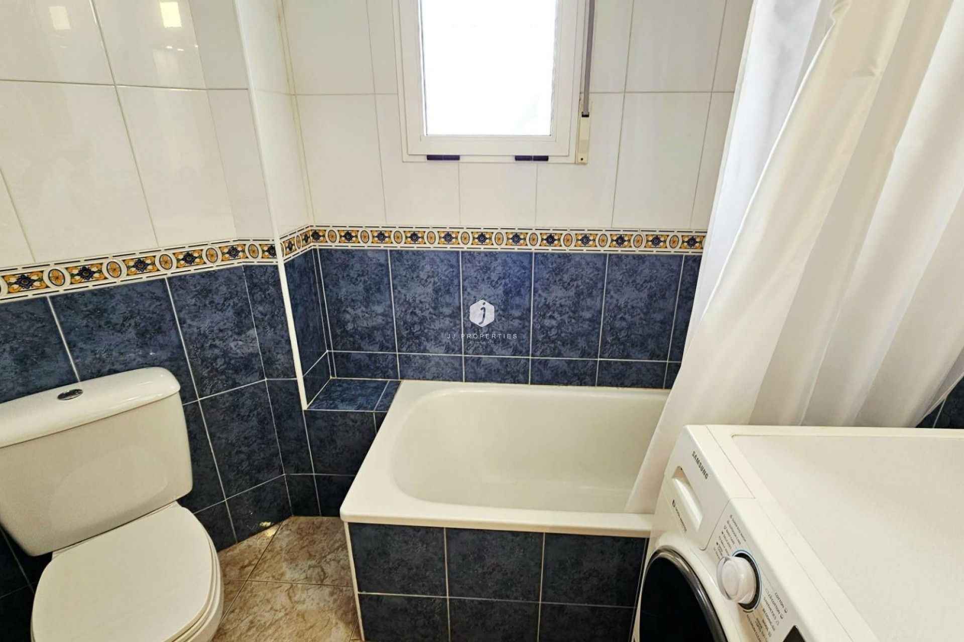 Segunda mano - Apartamento / piso -
Torrevieja - Nueva Torrevieja