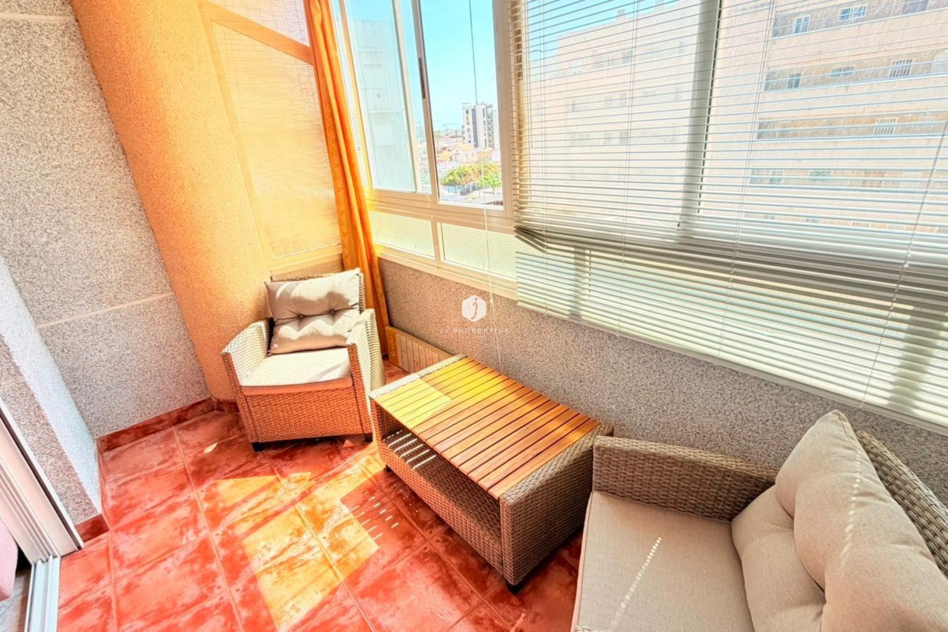Segunda mano - Apartamento / piso -
Torrevieja - Nueva Torrevieja