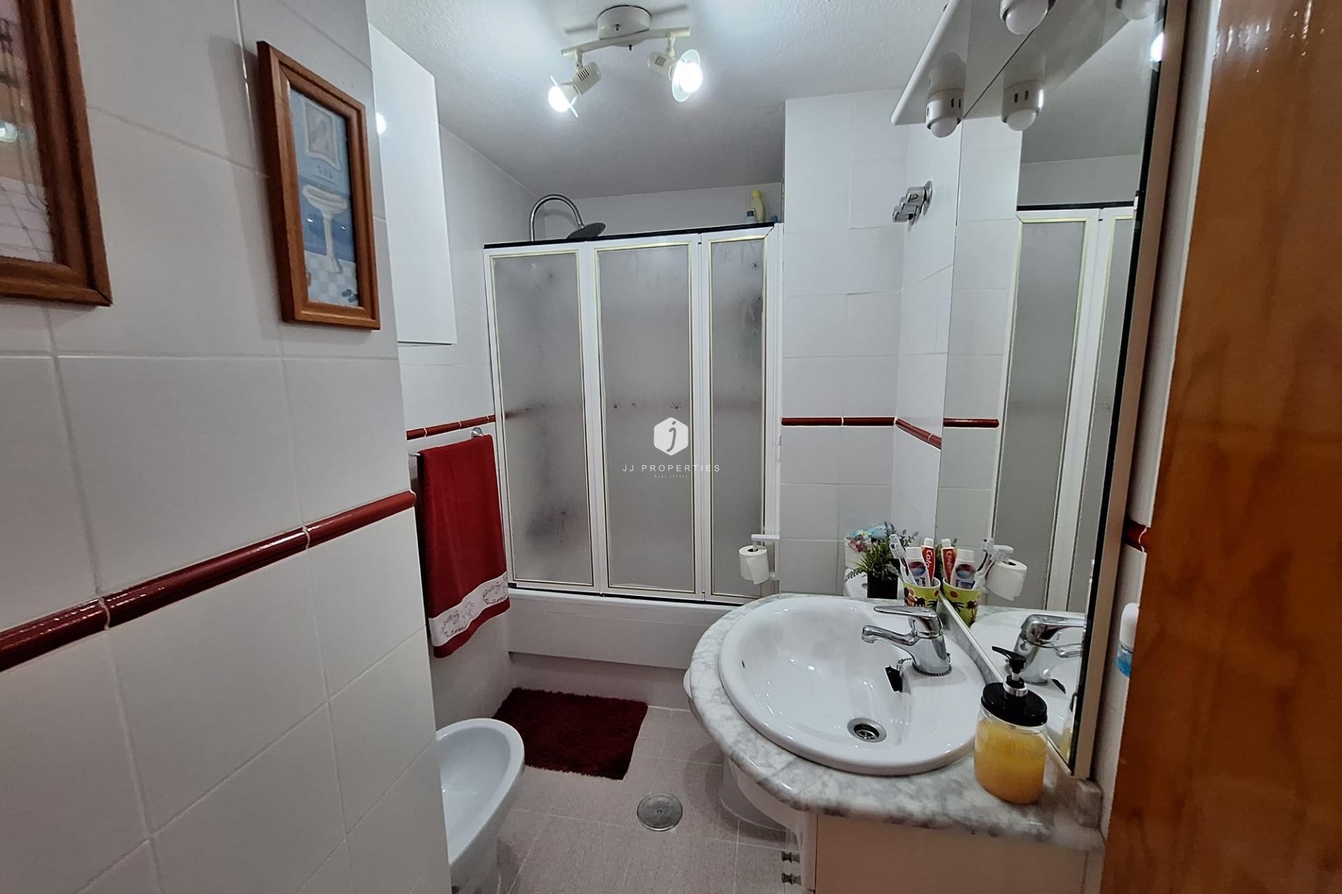 Segunda mano - Apartamento / piso -
Torrevieja - Nueva Torrevieja