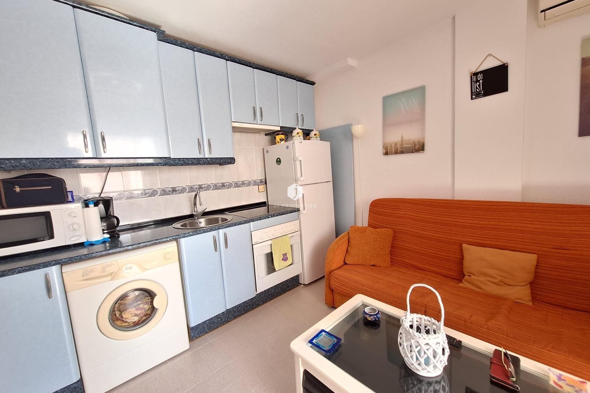 Segunda mano - Apartamento / piso -
Torrevieja - Nueva Torrevieja