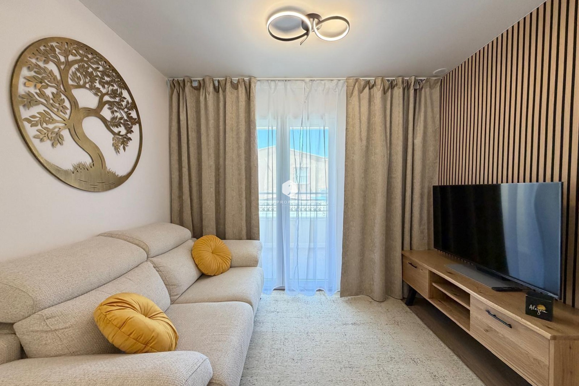 Segunda mano - Apartamento / piso -
Torrevieja - Nueva Torrevieja