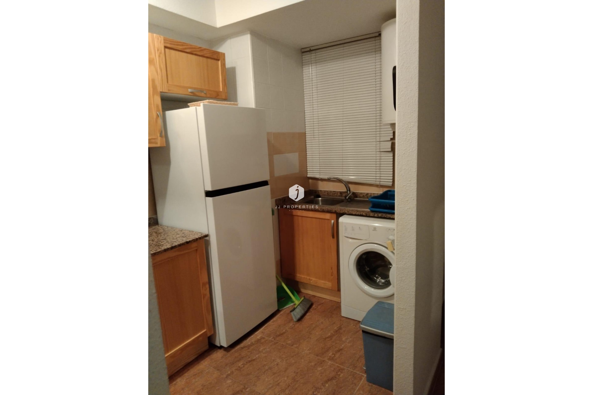 Segunda mano - Apartamento / piso -
Torrevieja - Parque Acuático - Sector 25