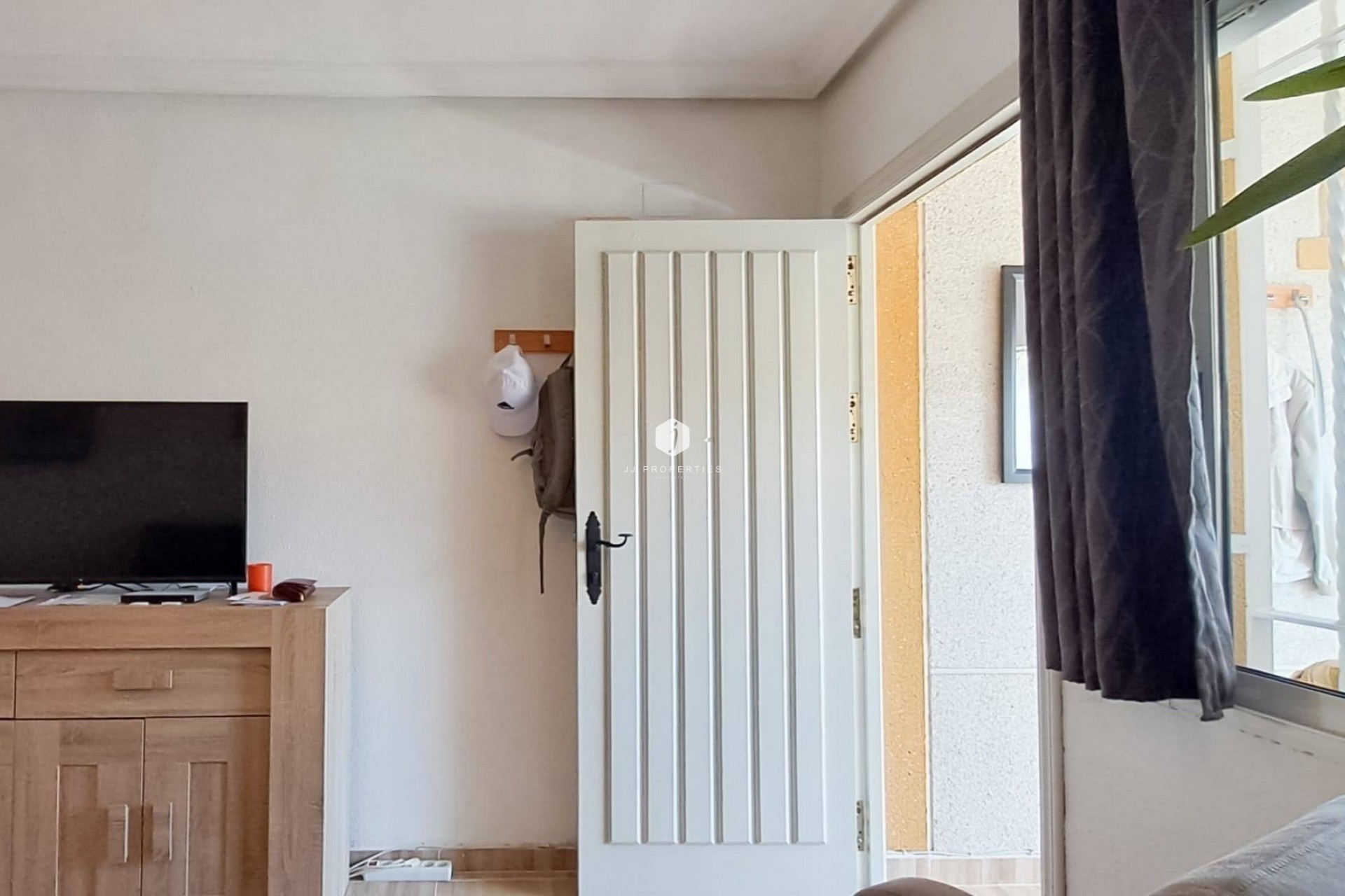 Segunda mano - Apartamento / piso -
Torrevieja - Parque Acuático - Sector 25