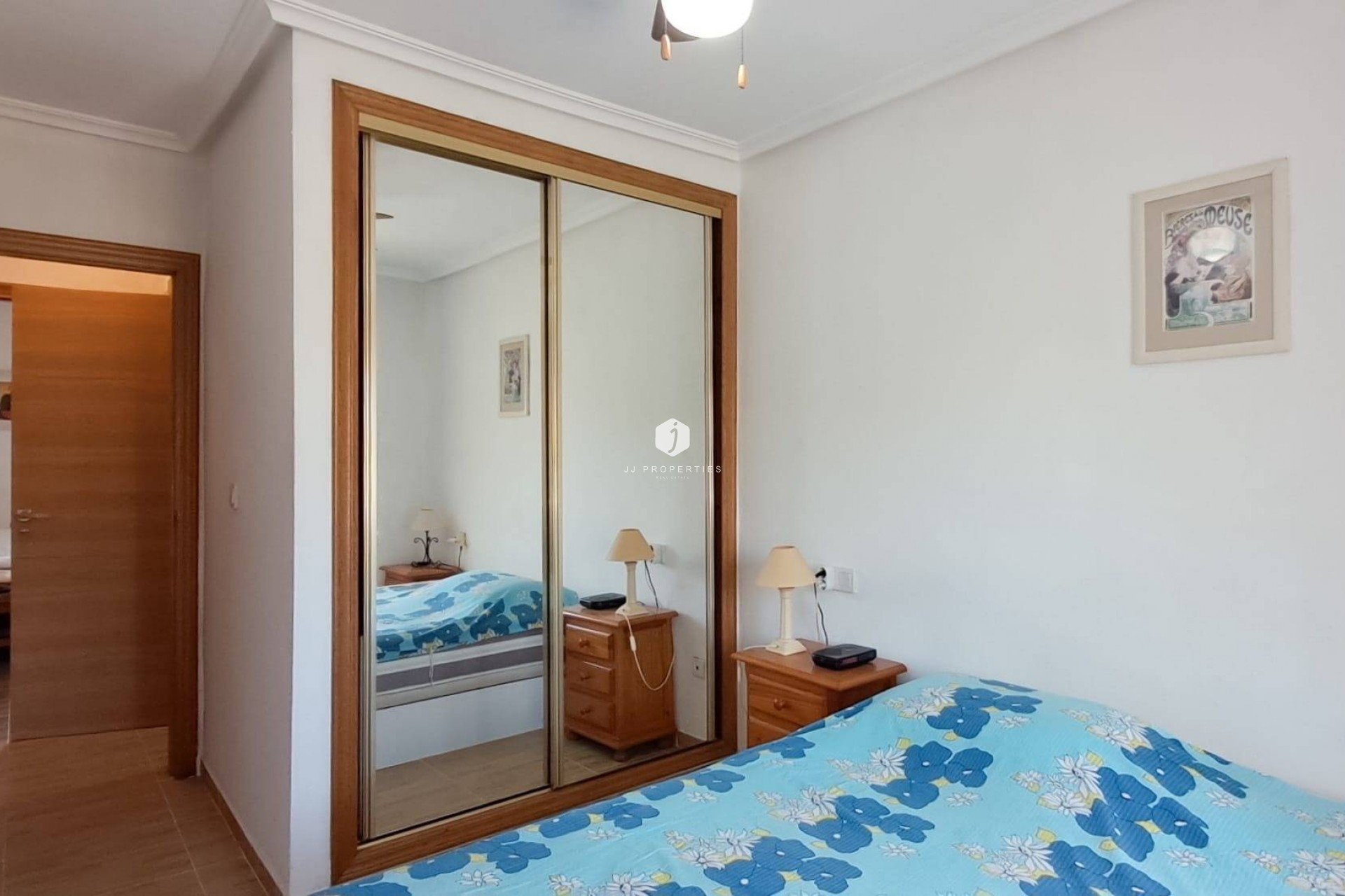 Segunda mano - Apartamento / piso -
Torrevieja - Parque Acuático - Sector 25