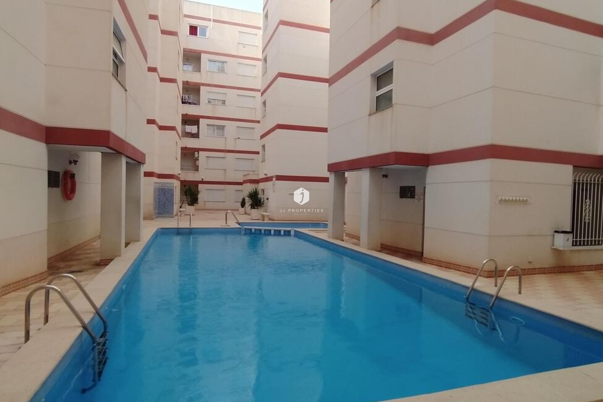 Segunda mano - Apartamento / piso -
Torrevieja - PARQUE DE LAS NACIONES