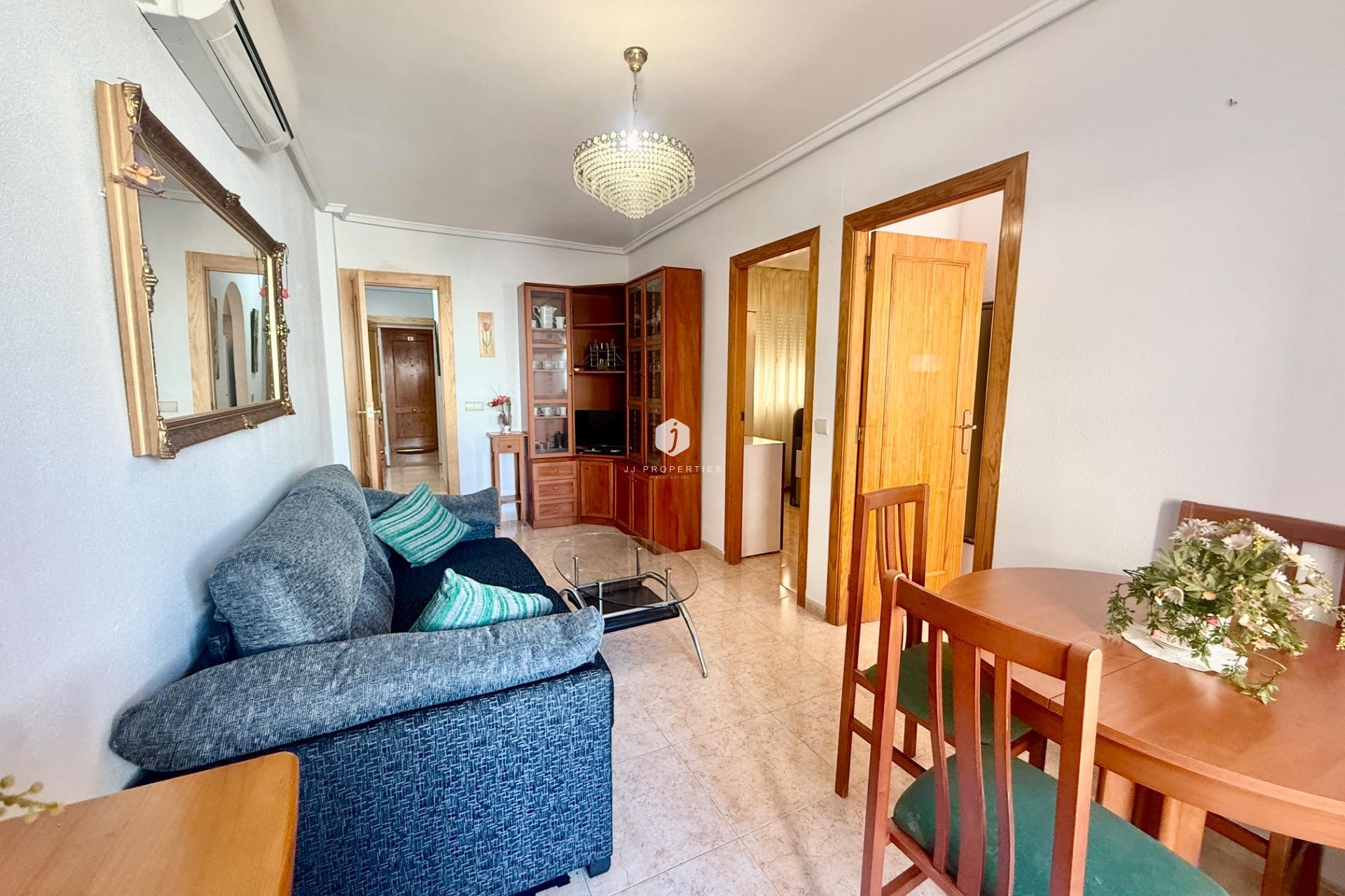 Segunda mano - Apartamento / piso -
Torrevieja - PARQUE DE LAS NACIONES