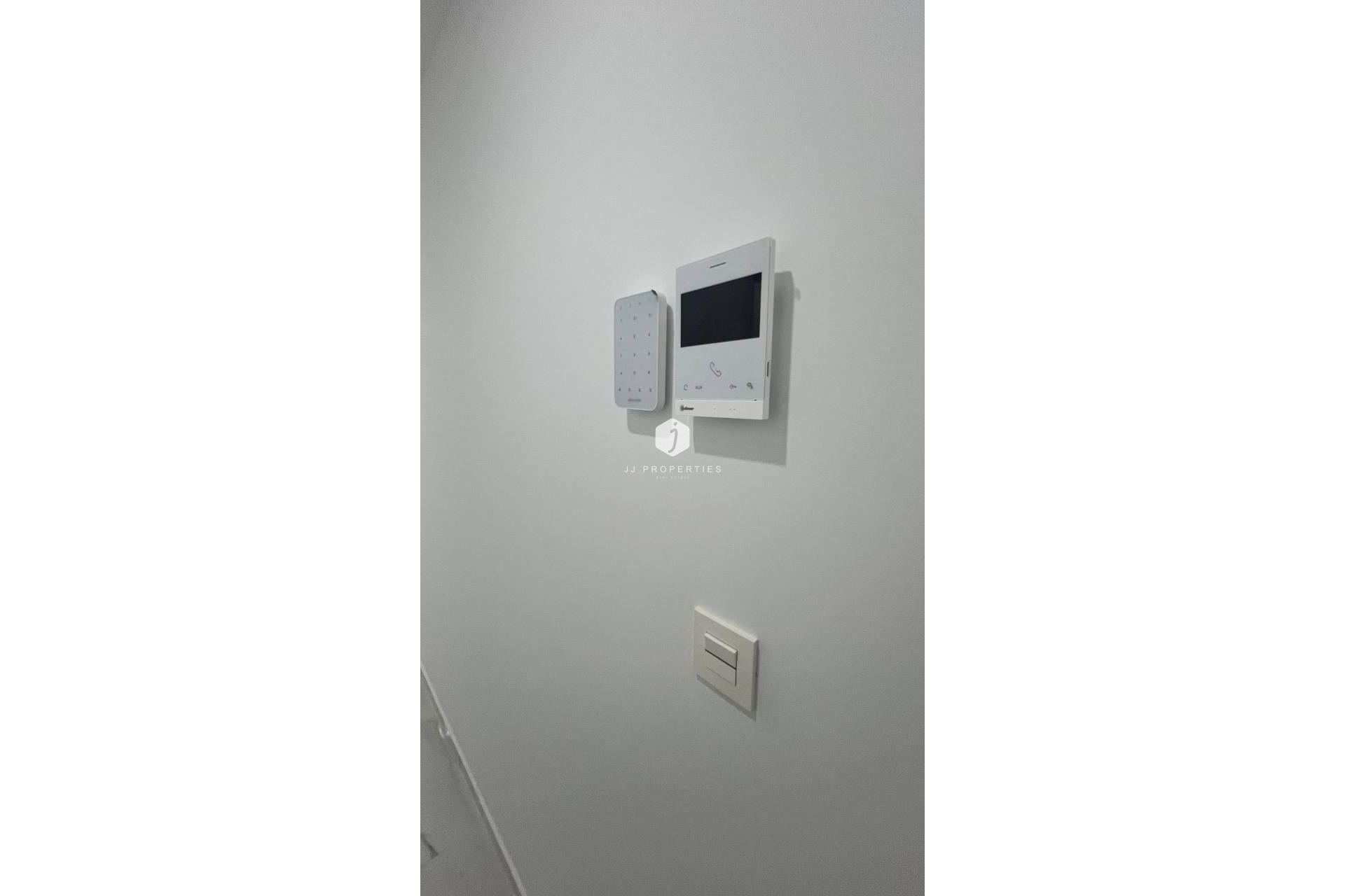 Segunda mano - Apartamento / piso -
Torrevieja - PARQUE DE LAS NACIONES