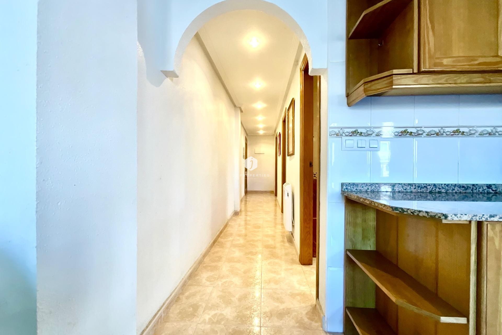 Segunda mano - Apartamento / piso -
Torrevieja - PARQUE DE LAS NACIONES