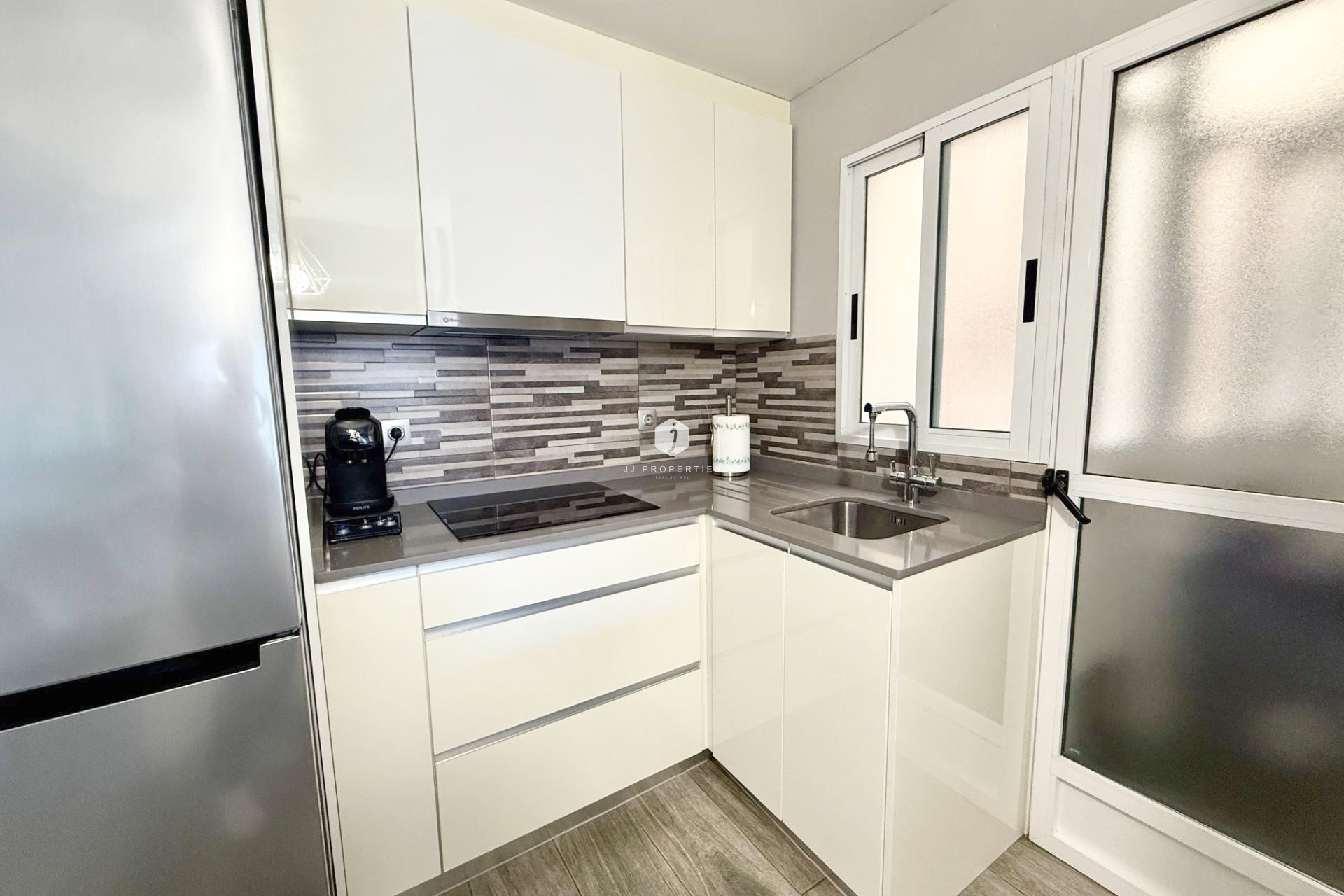 Segunda mano - Apartamento / piso -
Torrevieja - PARQUE DE LAS NACIONES